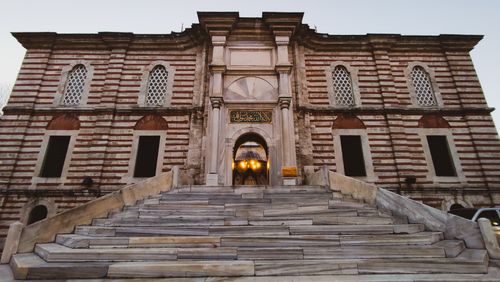 Free Historic Laleli Mosque in Istanbul, showcasing Ottoman architecture. Stock Photo