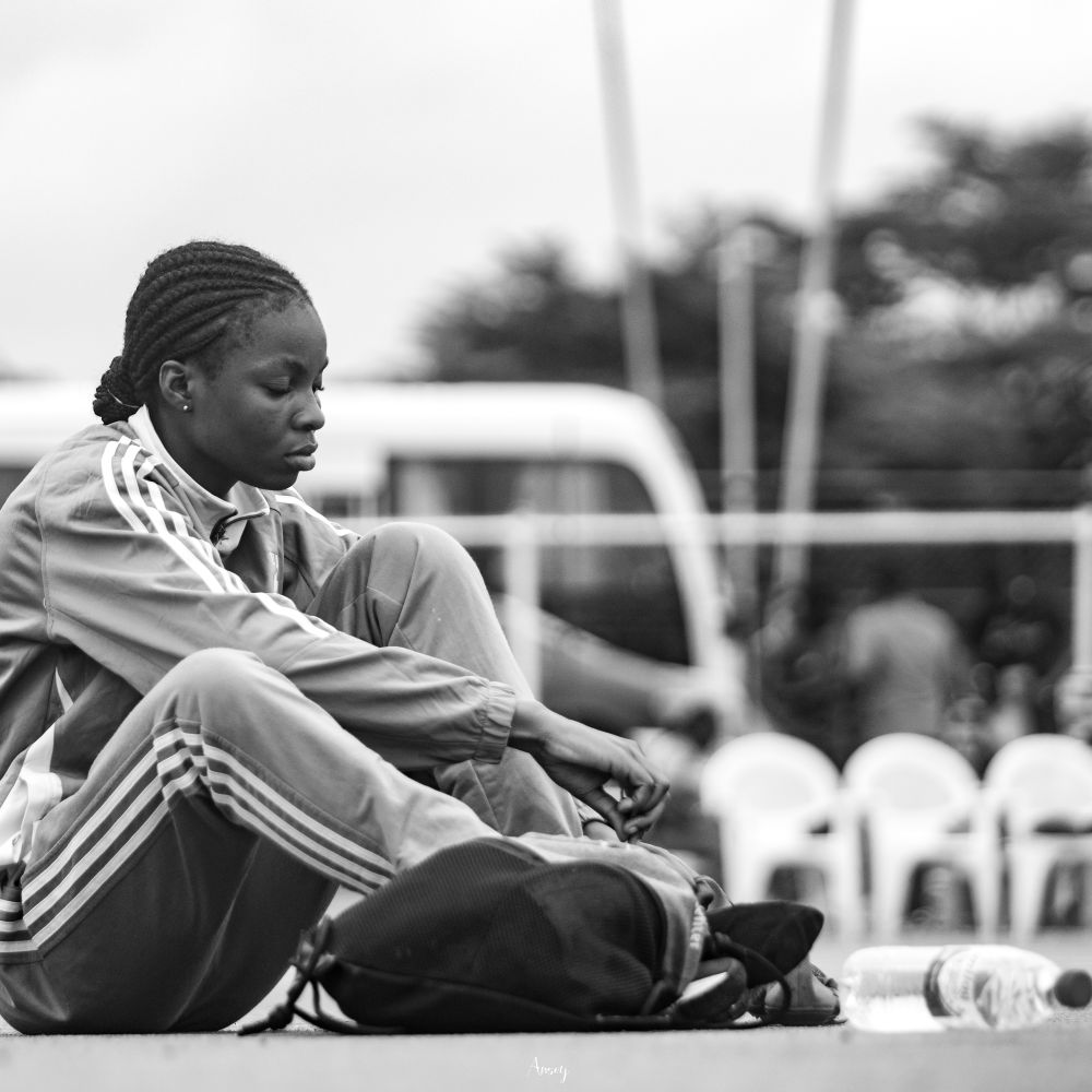 Duntocher — student move with boxes and a van