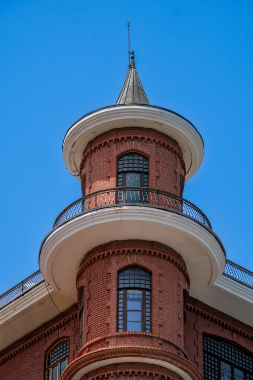History Building Tower Historic Building Tower in Istanbul, Türkiye · Free Stock Photo