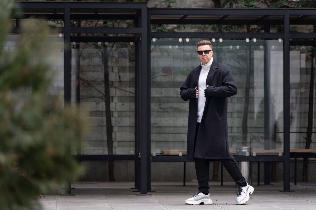 Why Mens Outfits Shape Confidence in 2026
