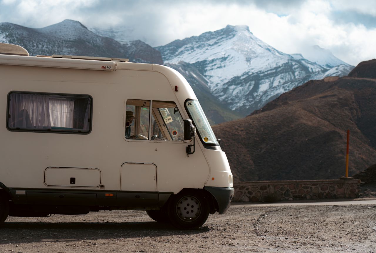 Man and van Hackleton — removals work in progress