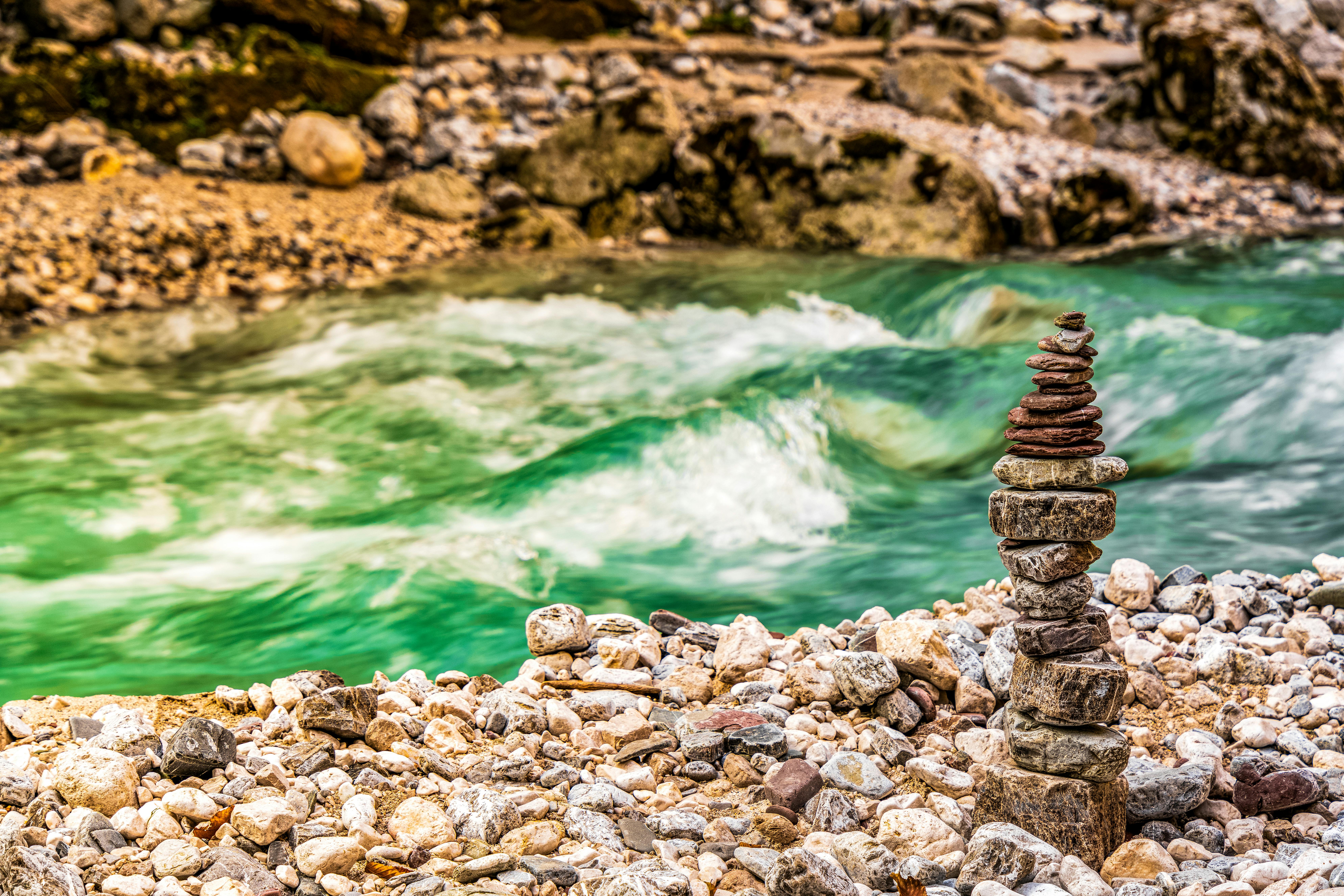 Experience Serenity with Zen Meditation Techniques