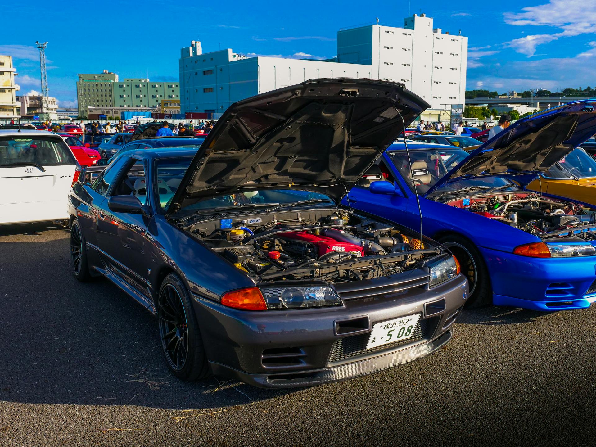 Nissan Skyline r32 grey car