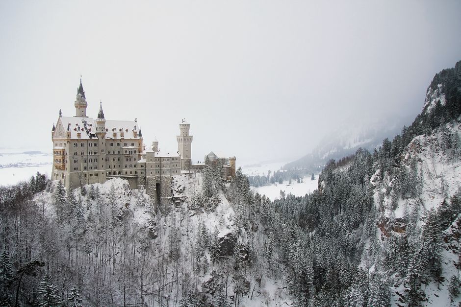 Castel de basm în Bavaria - imaginea evocă atmosfera magică din The Princess Bride regizat de Rob Reiner