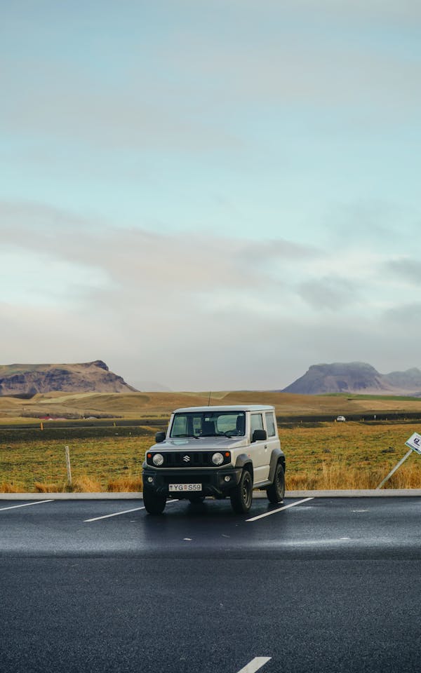 Suzuki Vitara: The Versatile Compact SUV for Every Journey