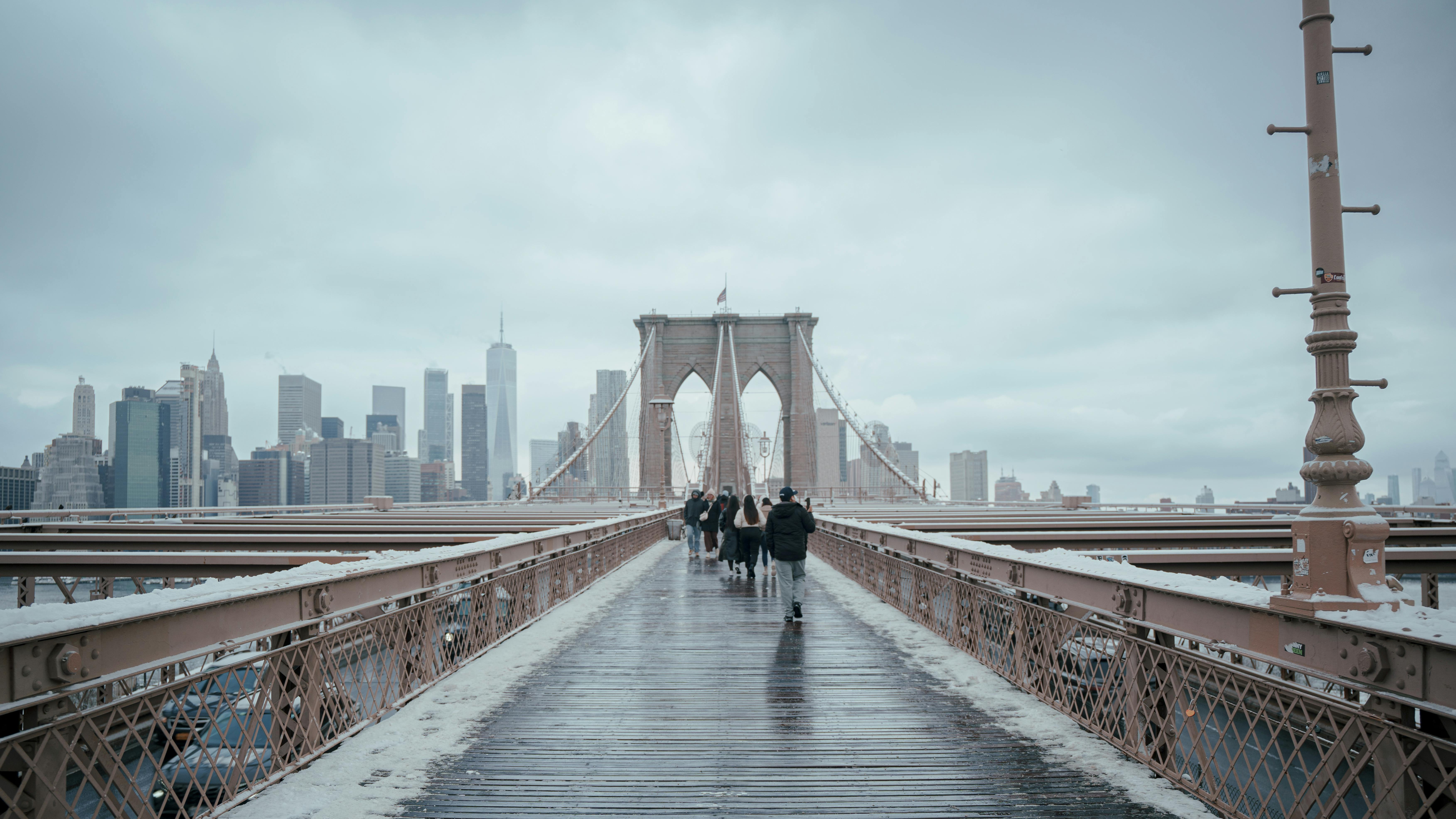 Flooding is costing NYC small businesses millions. This is how an MIT startup is helping — Photo by Jesse R on Pexels