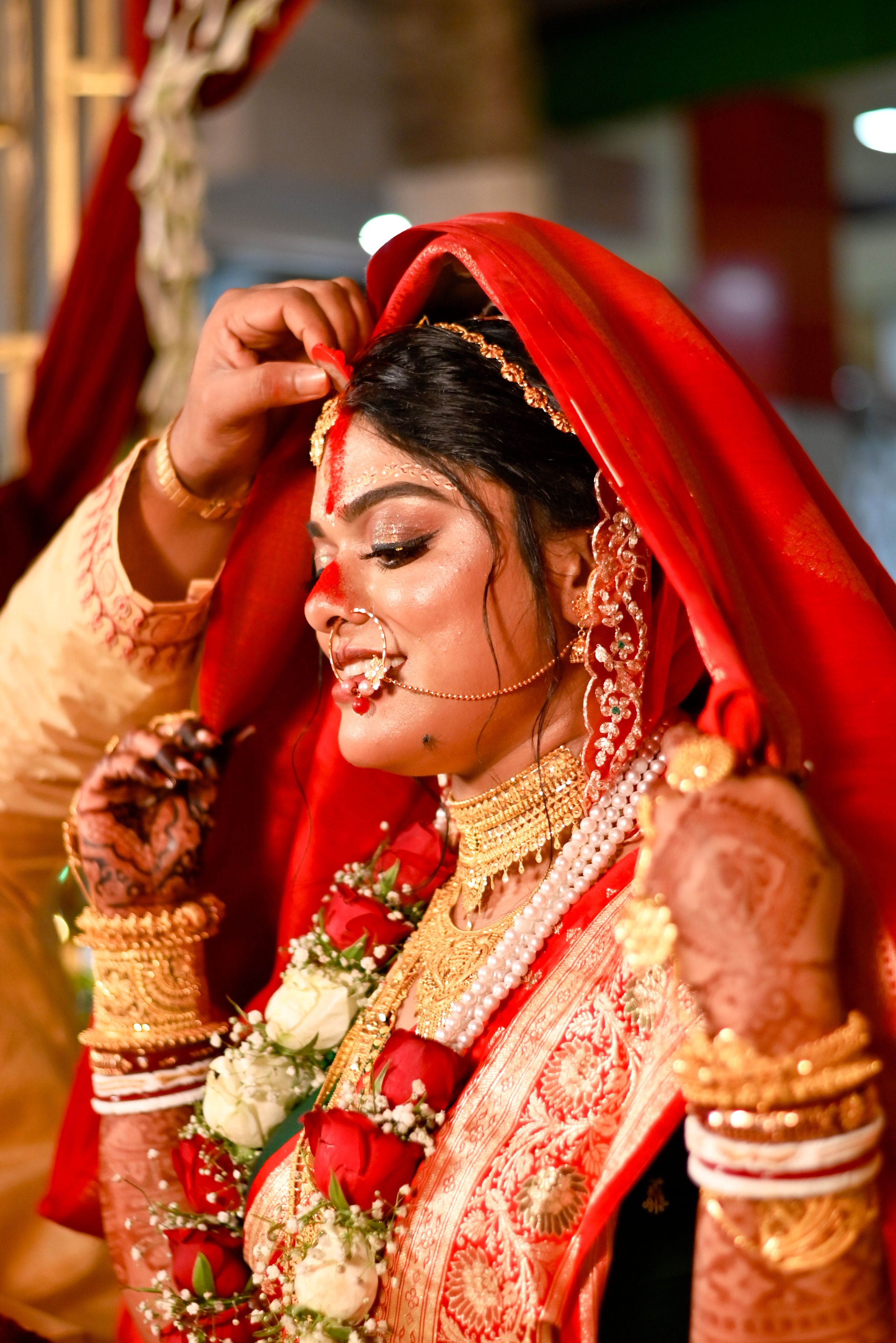 indian-bride-in-traditional-red-attire-free-stock-photo