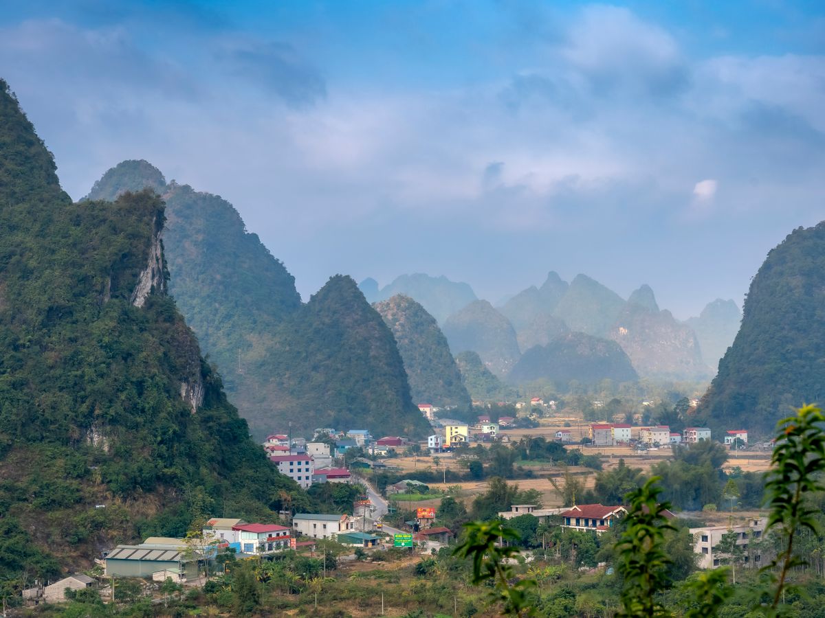 4 Day Meditation & Buddhist Wisdom in Ninh Binh, Viet Nam 3
