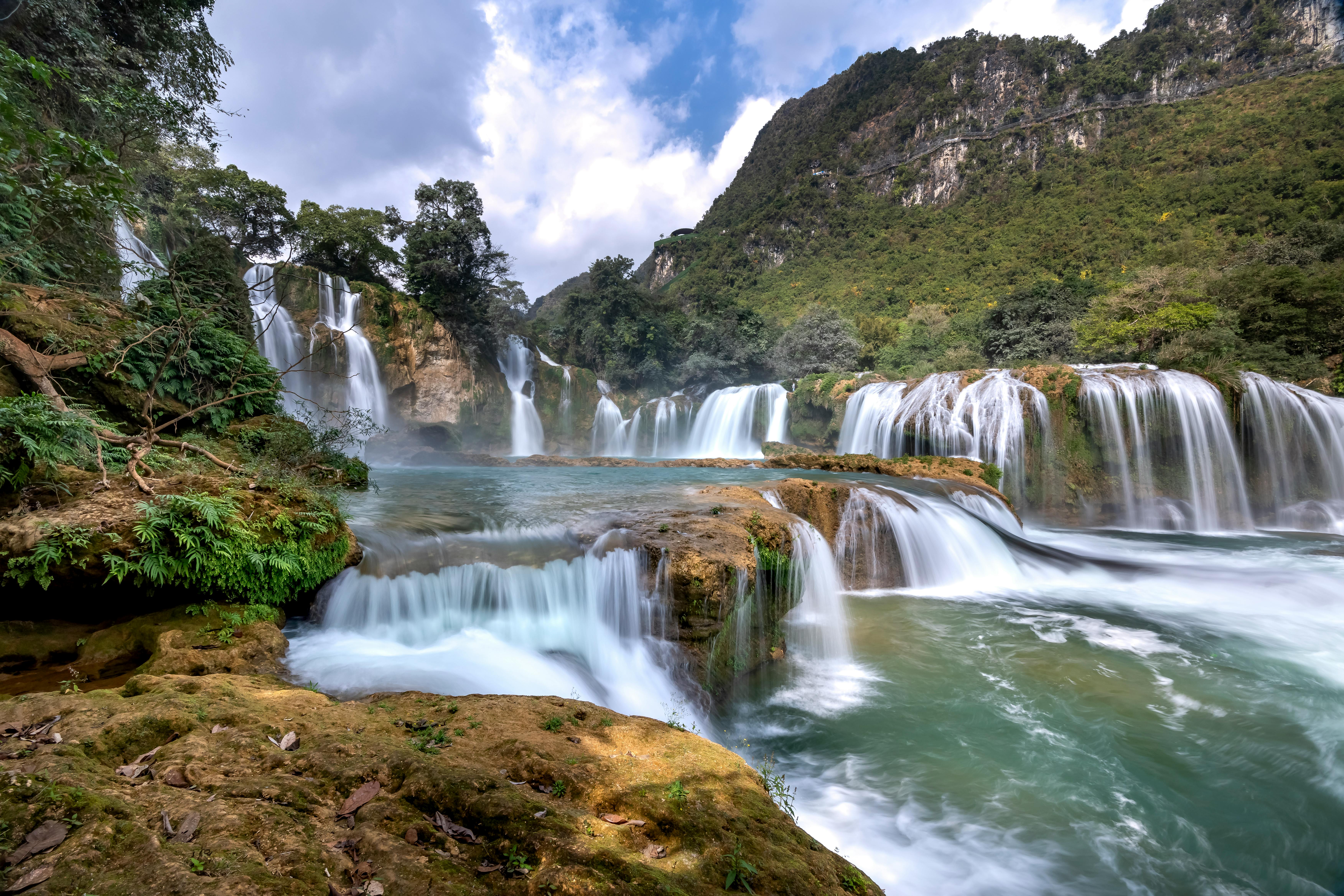 Ban Gioc Detian Falls