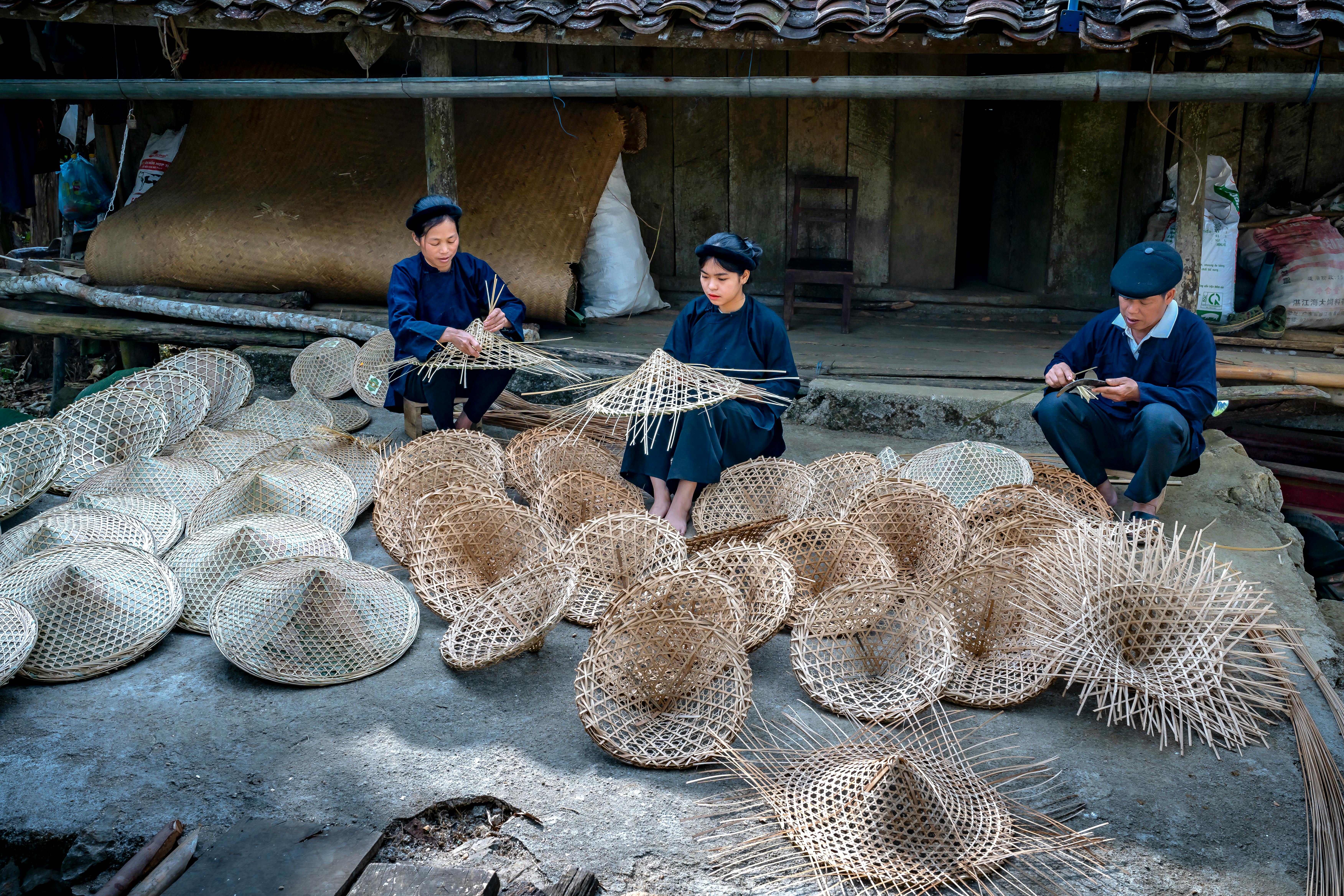 69. Anyaman Bambu: Kerajinan Tangan Ramah Lingkungan dari Jawa