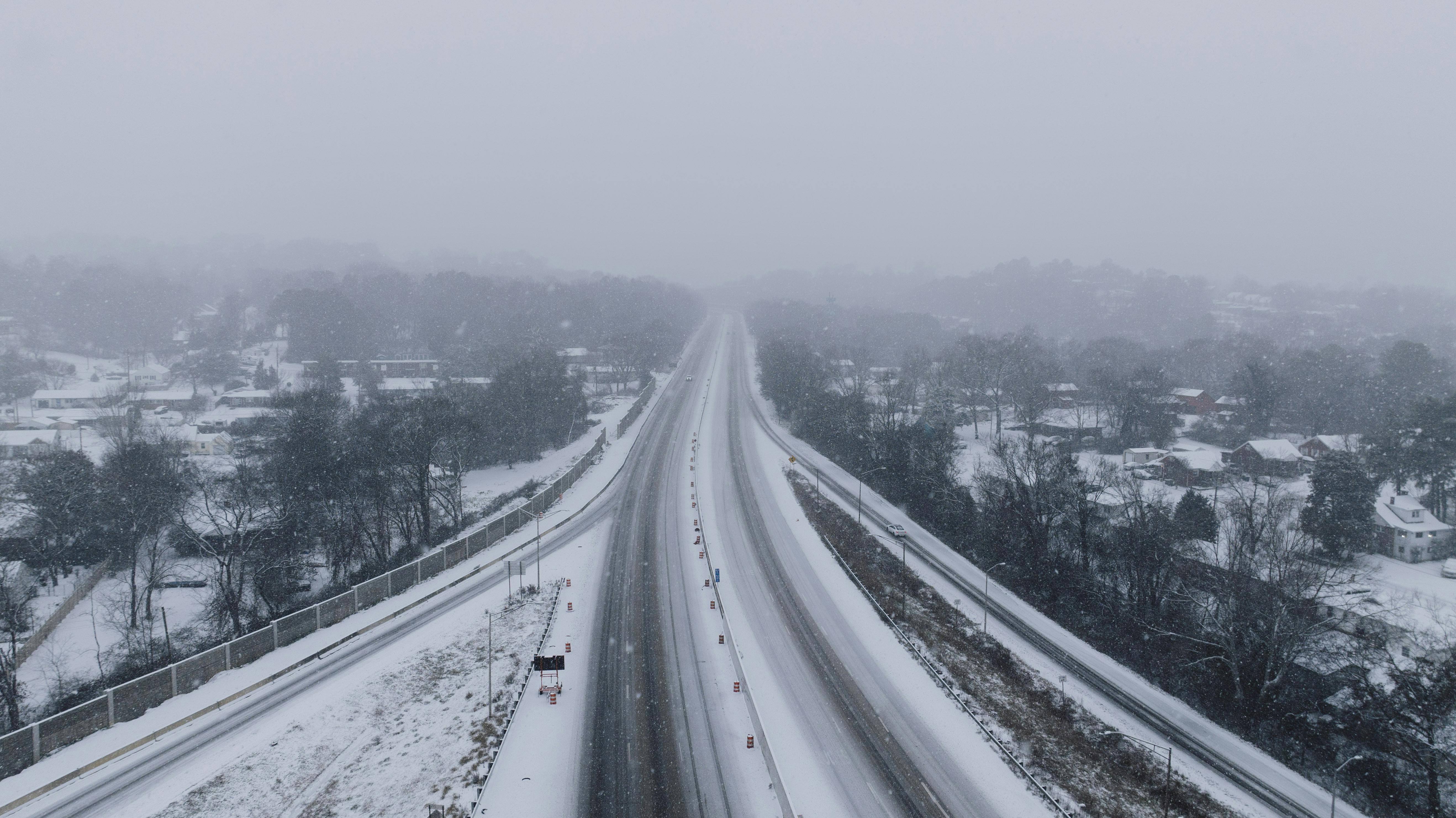 Western Hills Viaduct closes Monday for maintenance repairs - FOX19 — Photo by K on Pexels