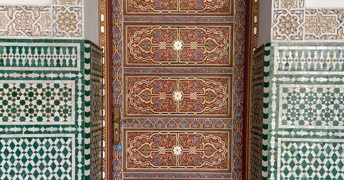 Intricate Moroccan Door in Casablanca · Free Stock Photo
