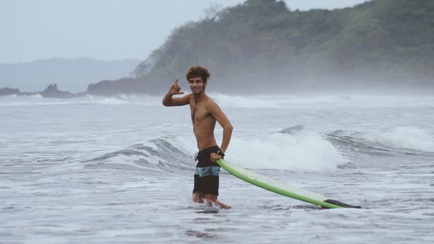 costa rica surfing
