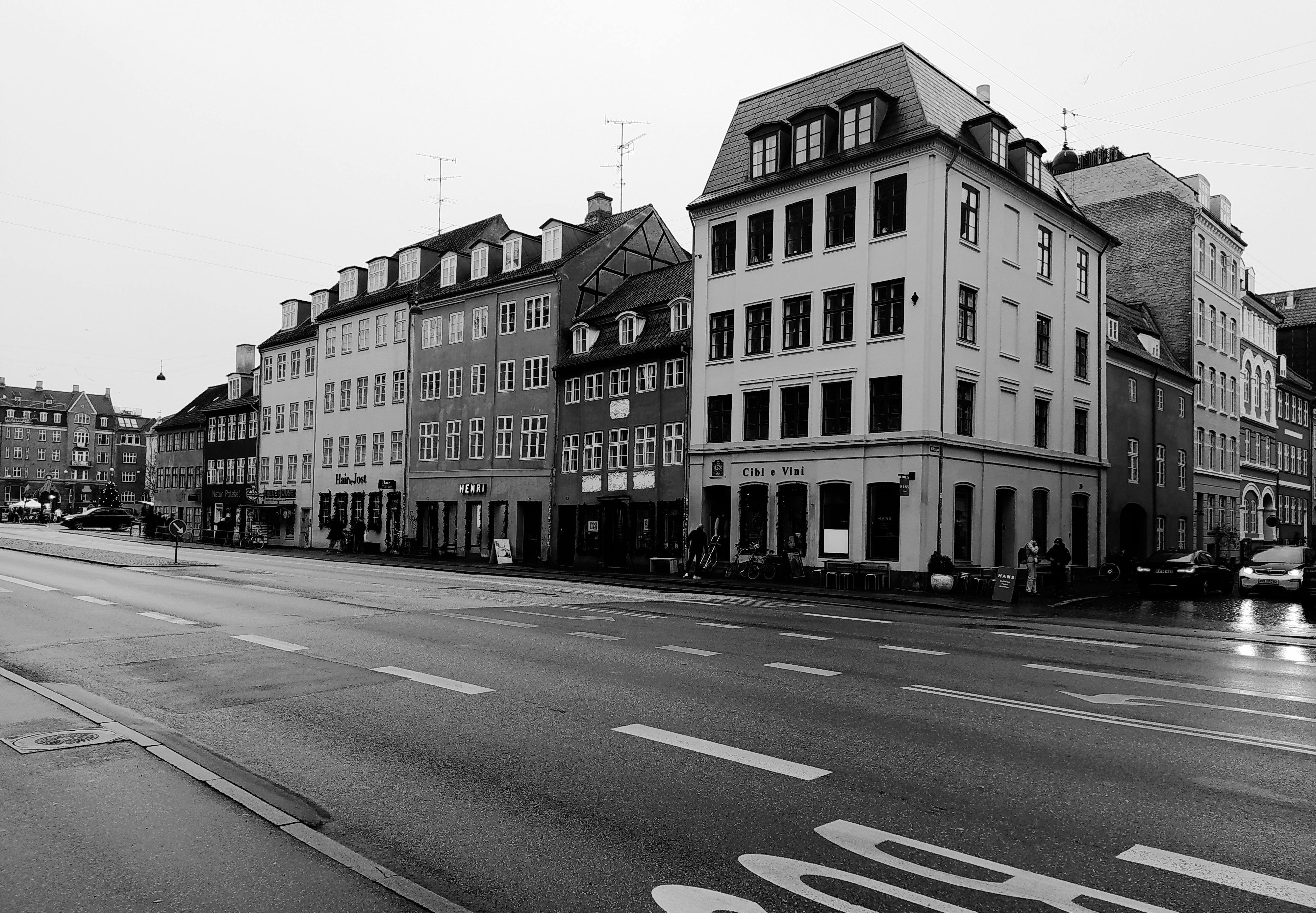 In Pictures: New Danish lifestyle shop opens inside Eastbourne shopping centre — Photo by Alexis B on Pexels