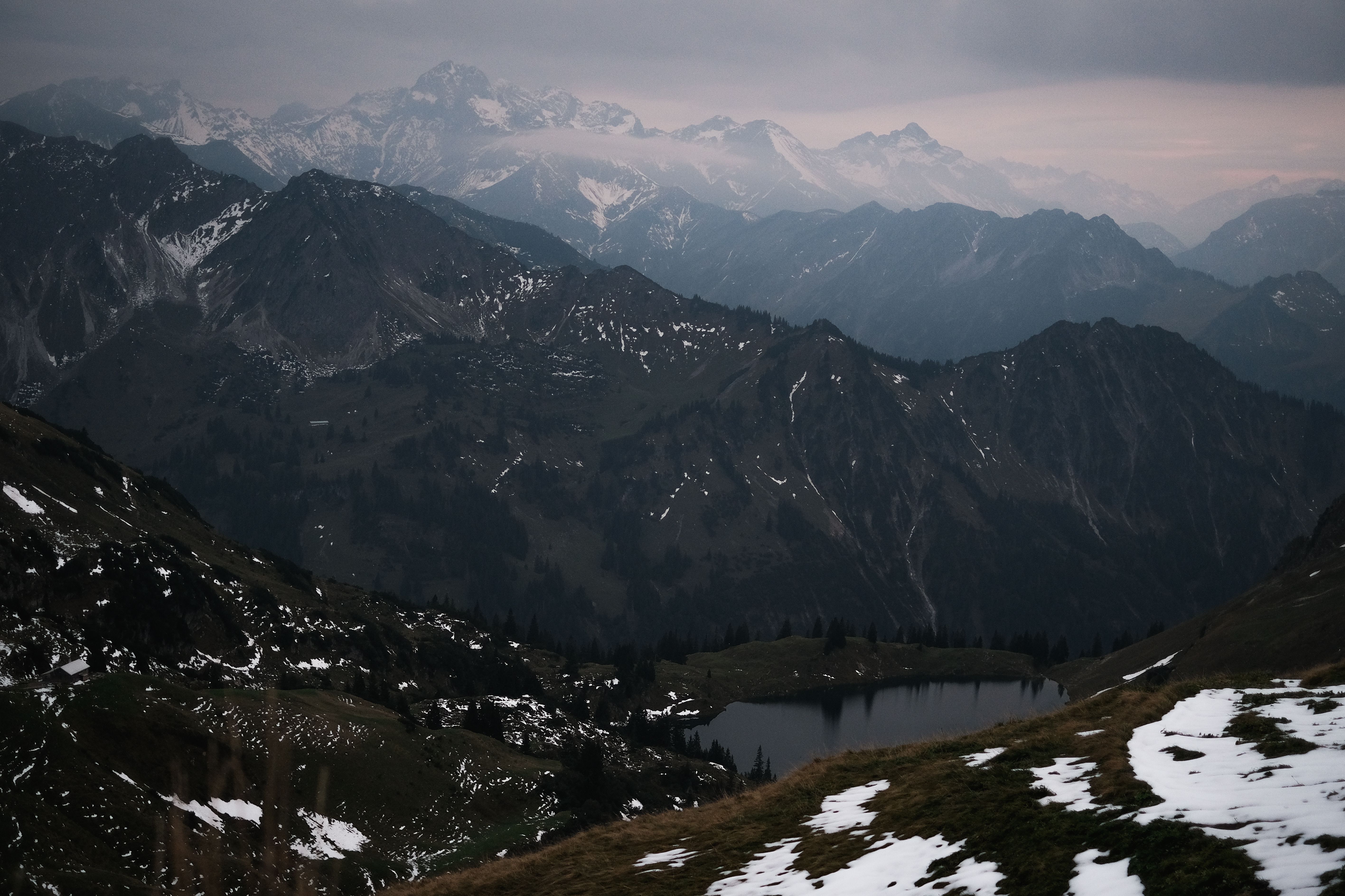 Scenic Alpine Mountain Landscape in Winter · Free Stock Photo