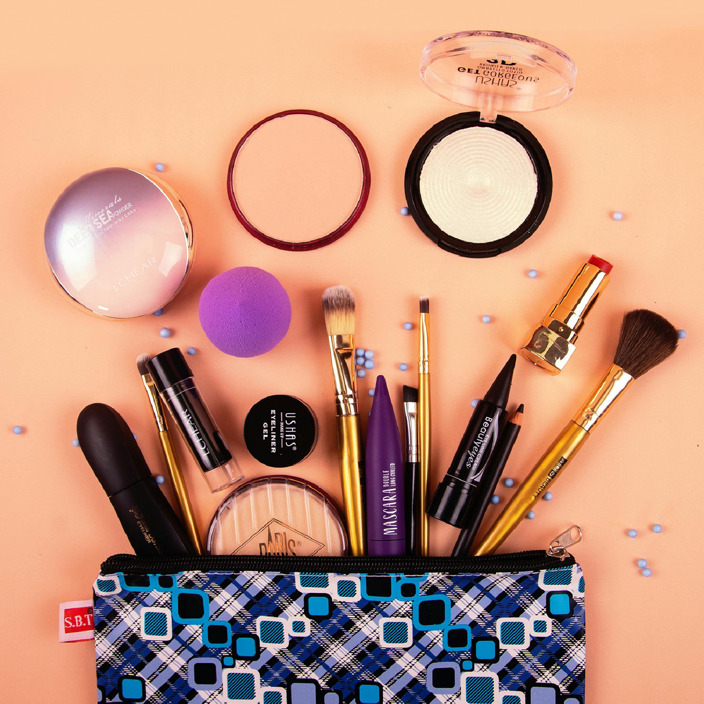  Photo  gratuite de brosse  dents cosm tiques maquillage 