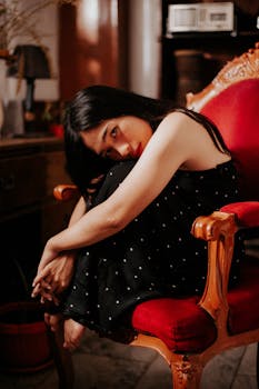 菲律宾马尼拉室内时尚女性肖像