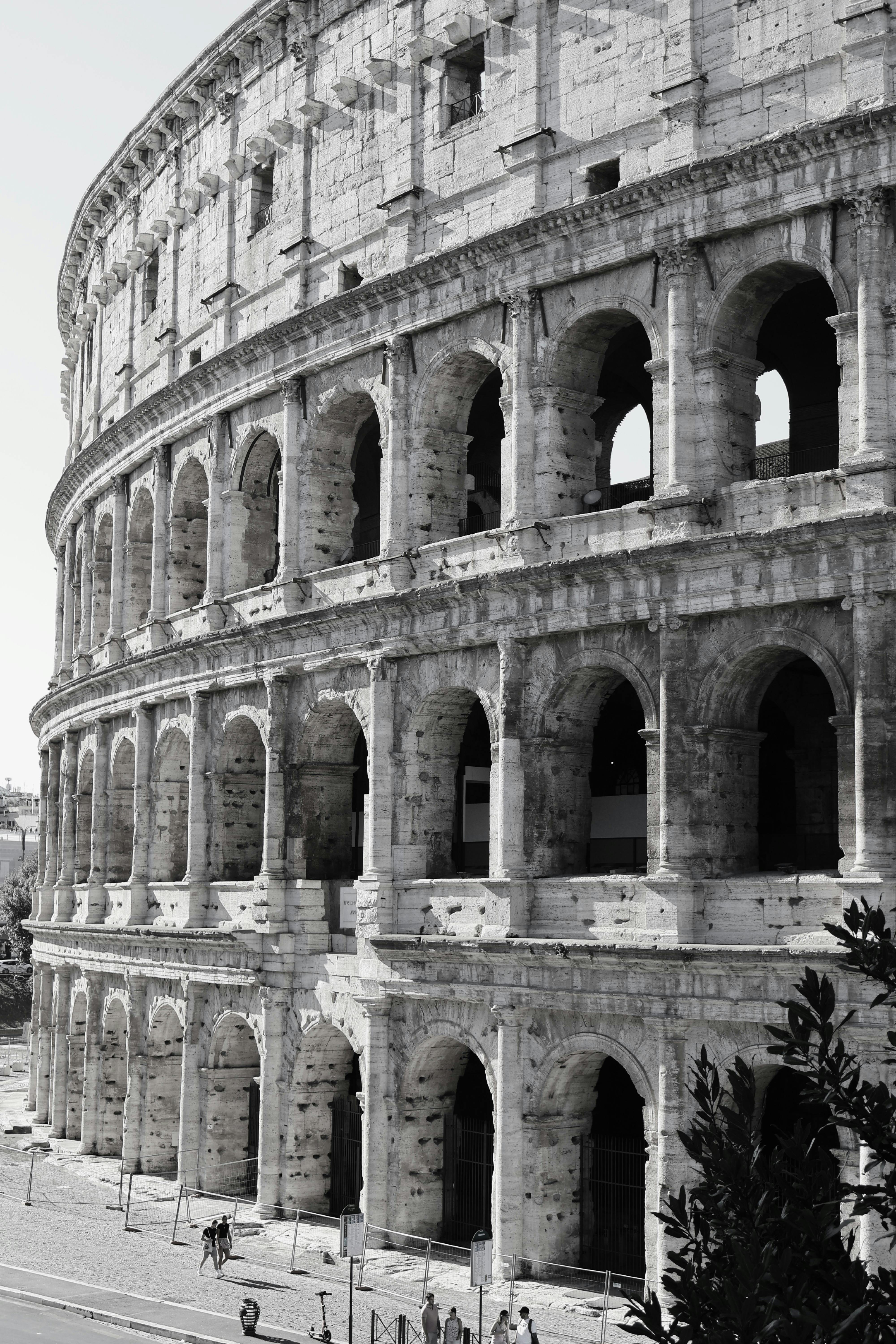 Ücretsiz Colosseo Ve Roma'nın Yan Taraflarına Bakın Stok Fotoğraflar