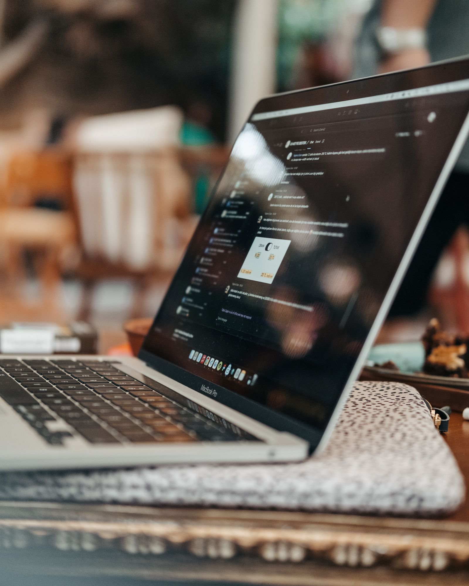 Mdora: Markdown Reader technology editorial cover without people