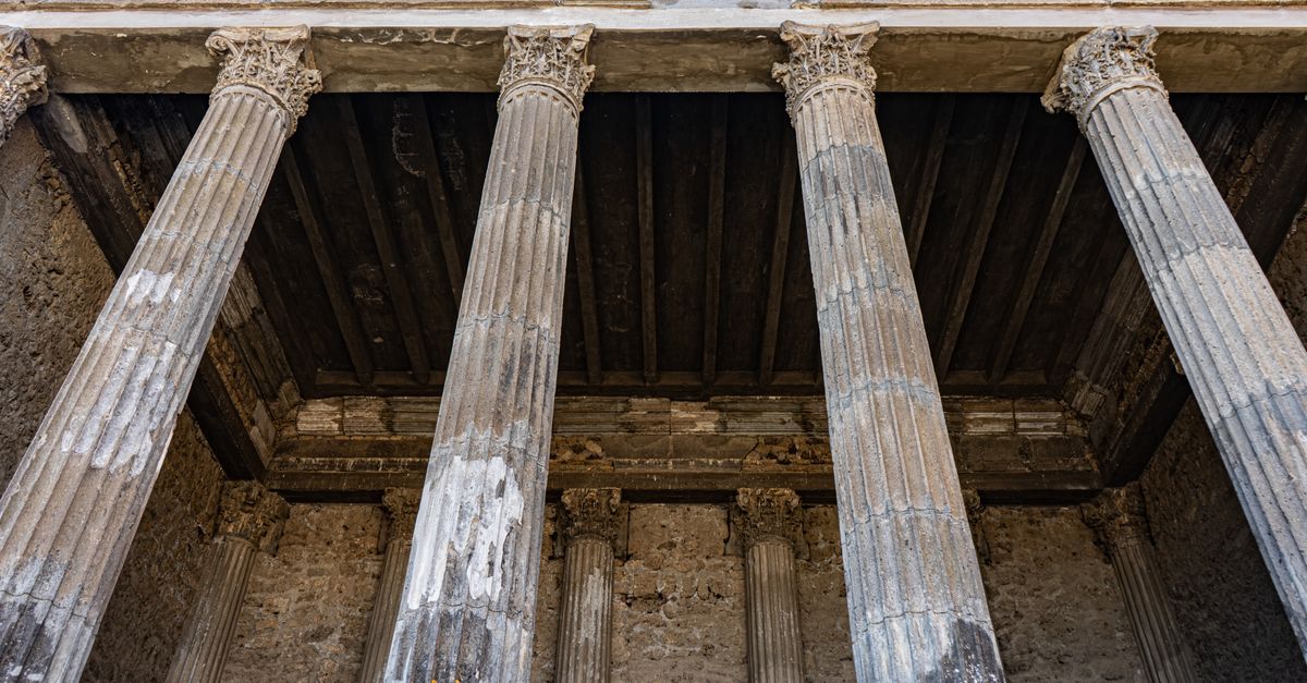 Aicent Rome Collums Ancient Roman Columns of Pompeii · Free Stock Photo