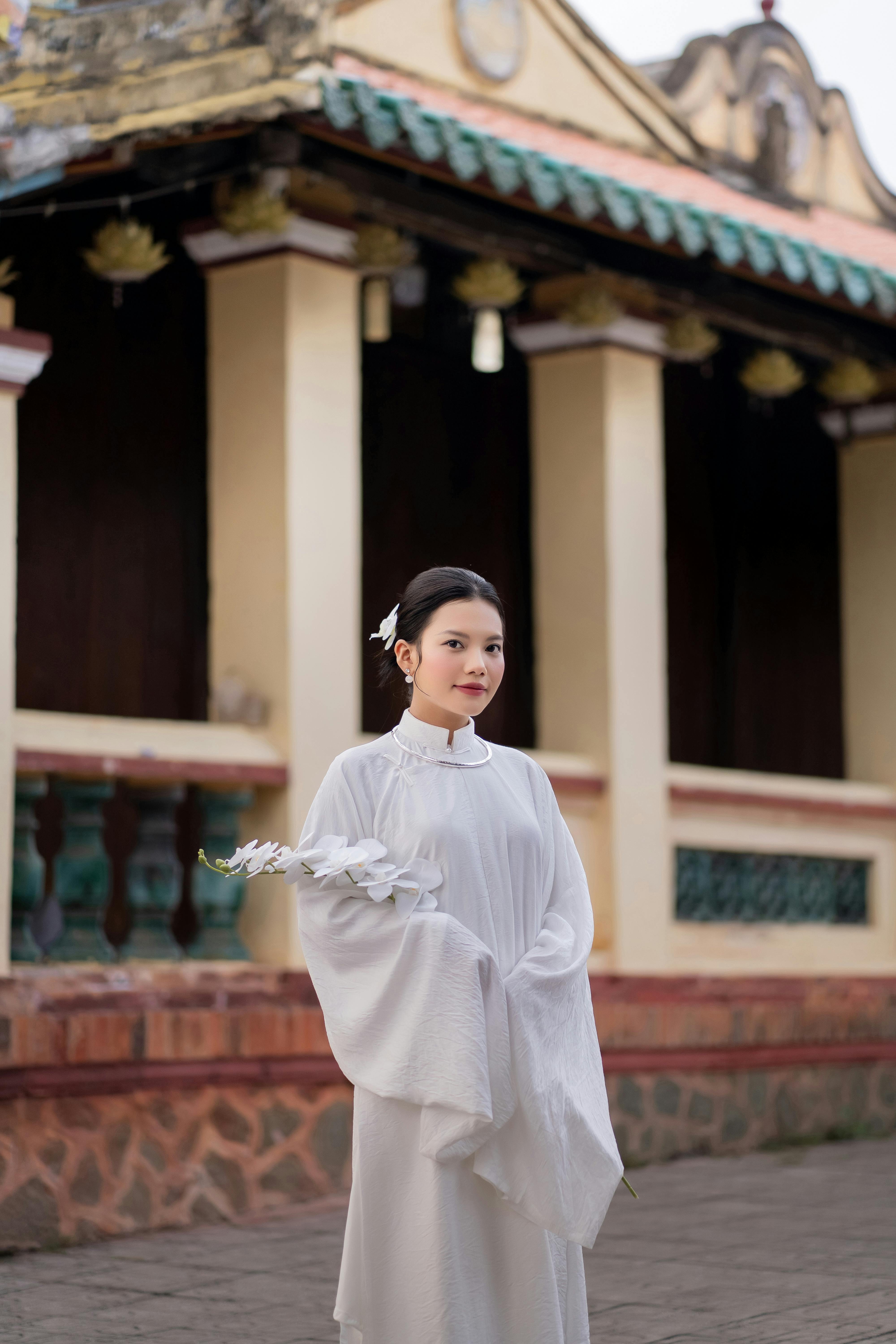 Lady Sonia Photos, Download The BEST Free Lady Sonia Stock Photos & HD Images