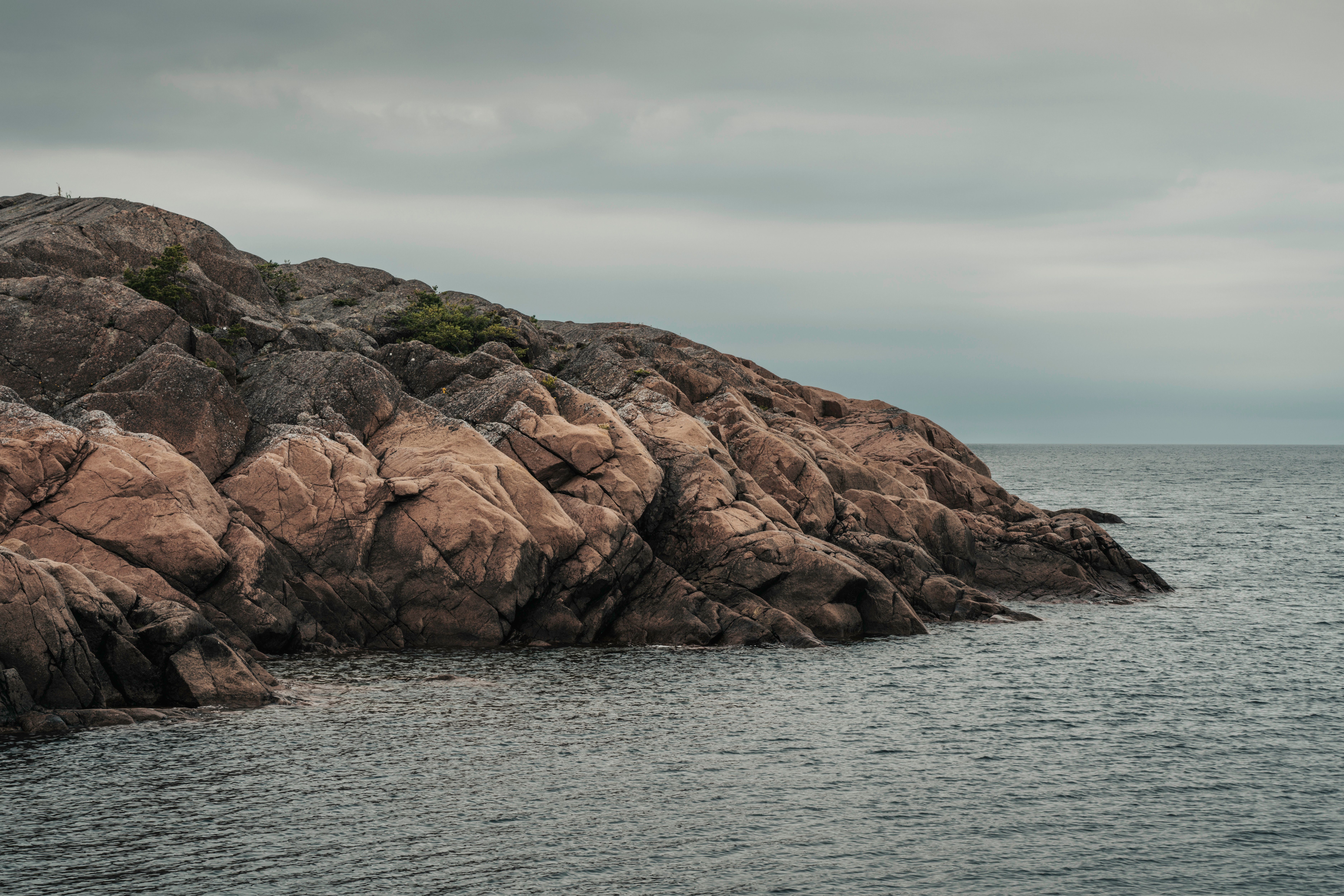 Coast Guard Searches for Missing Person After Distress Call in Åland Sea