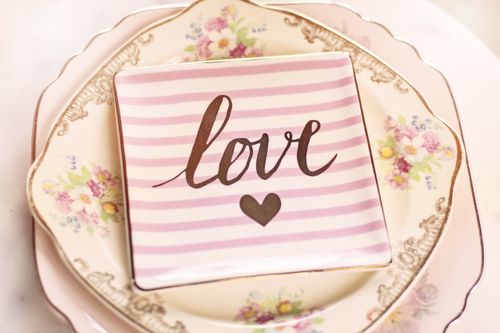 Square White and Pink Love-printed Striped Plate