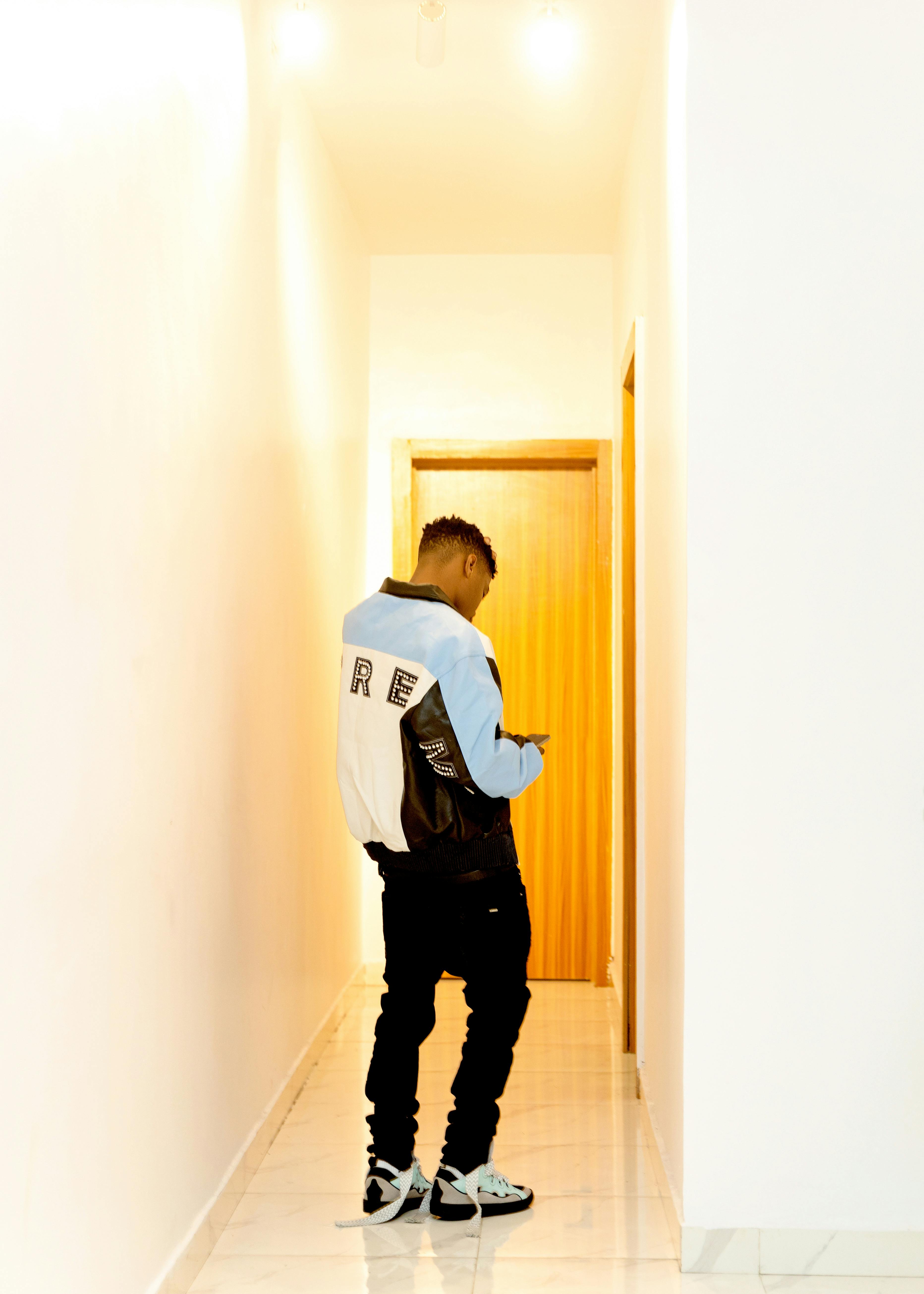 Разнообразие материалов для работы на кухне