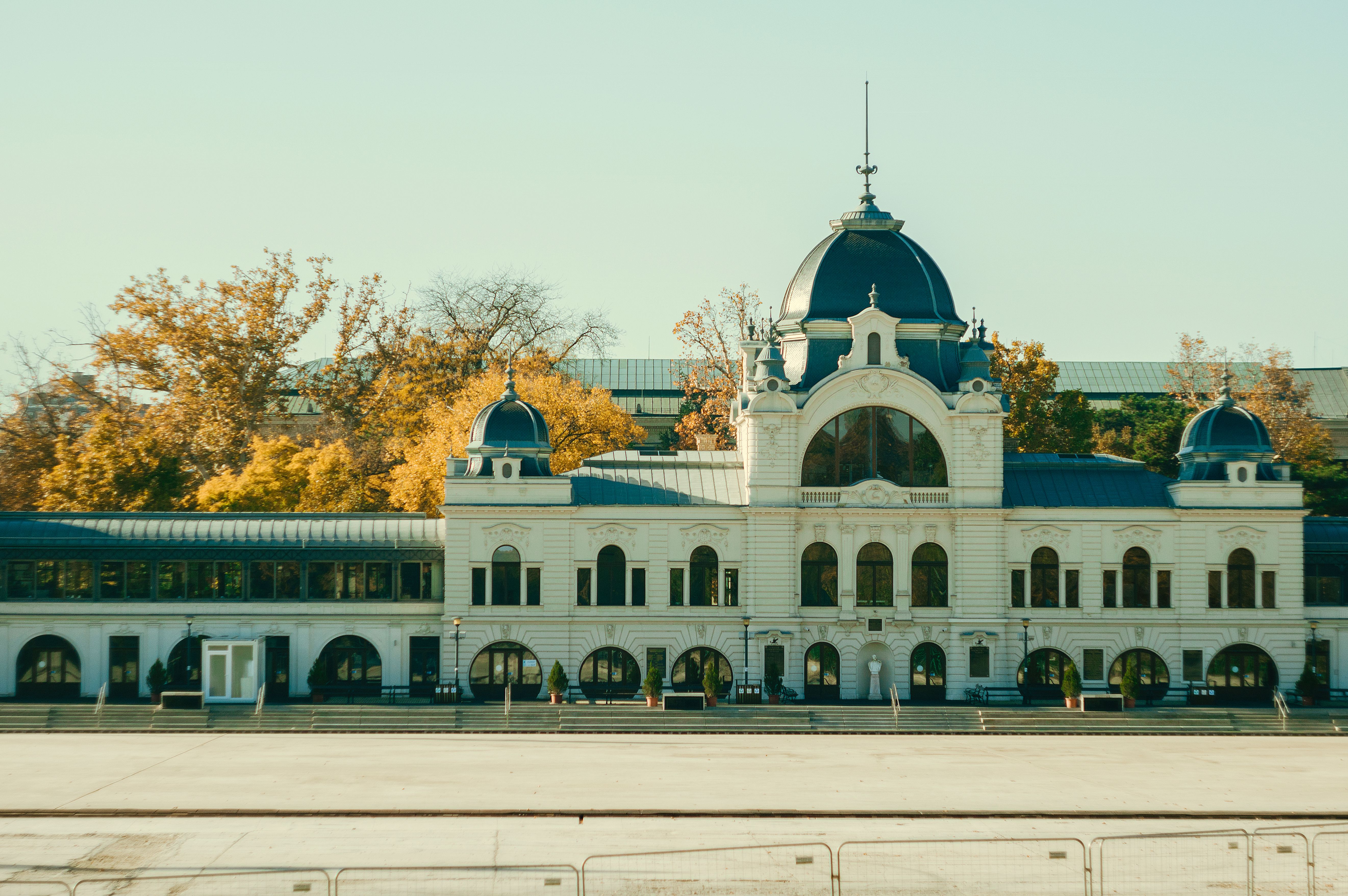 Aqua Palace