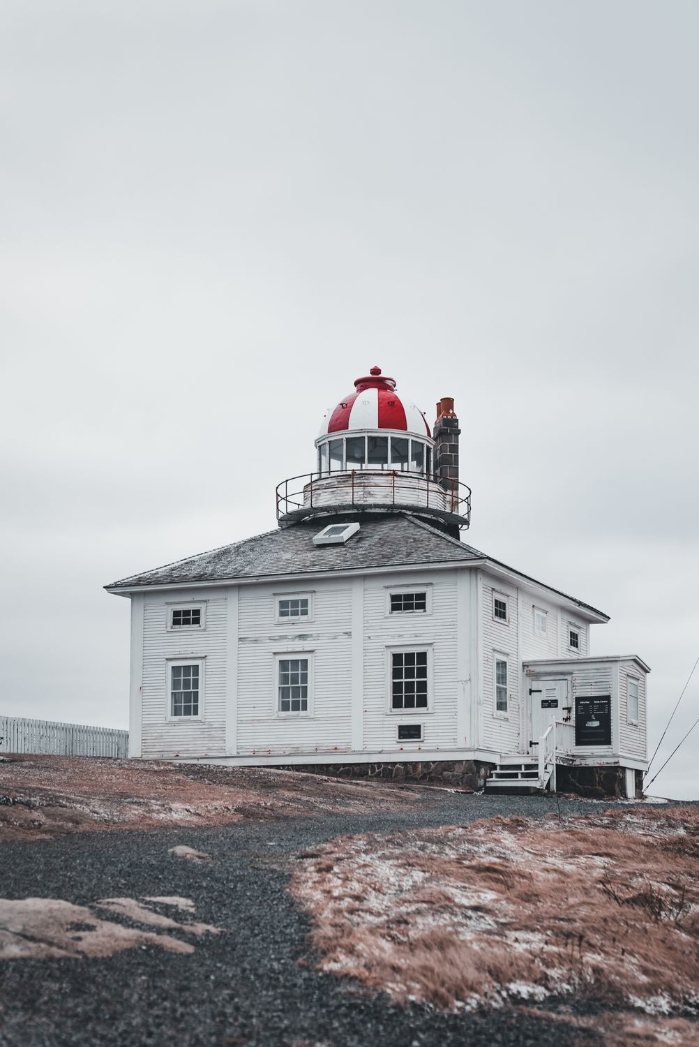 Historic Lighthouse on Overcast Day · Free Stock Photo