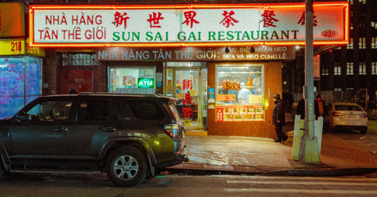 國發會推動雙語環境 深入商圈夜市提升英語力