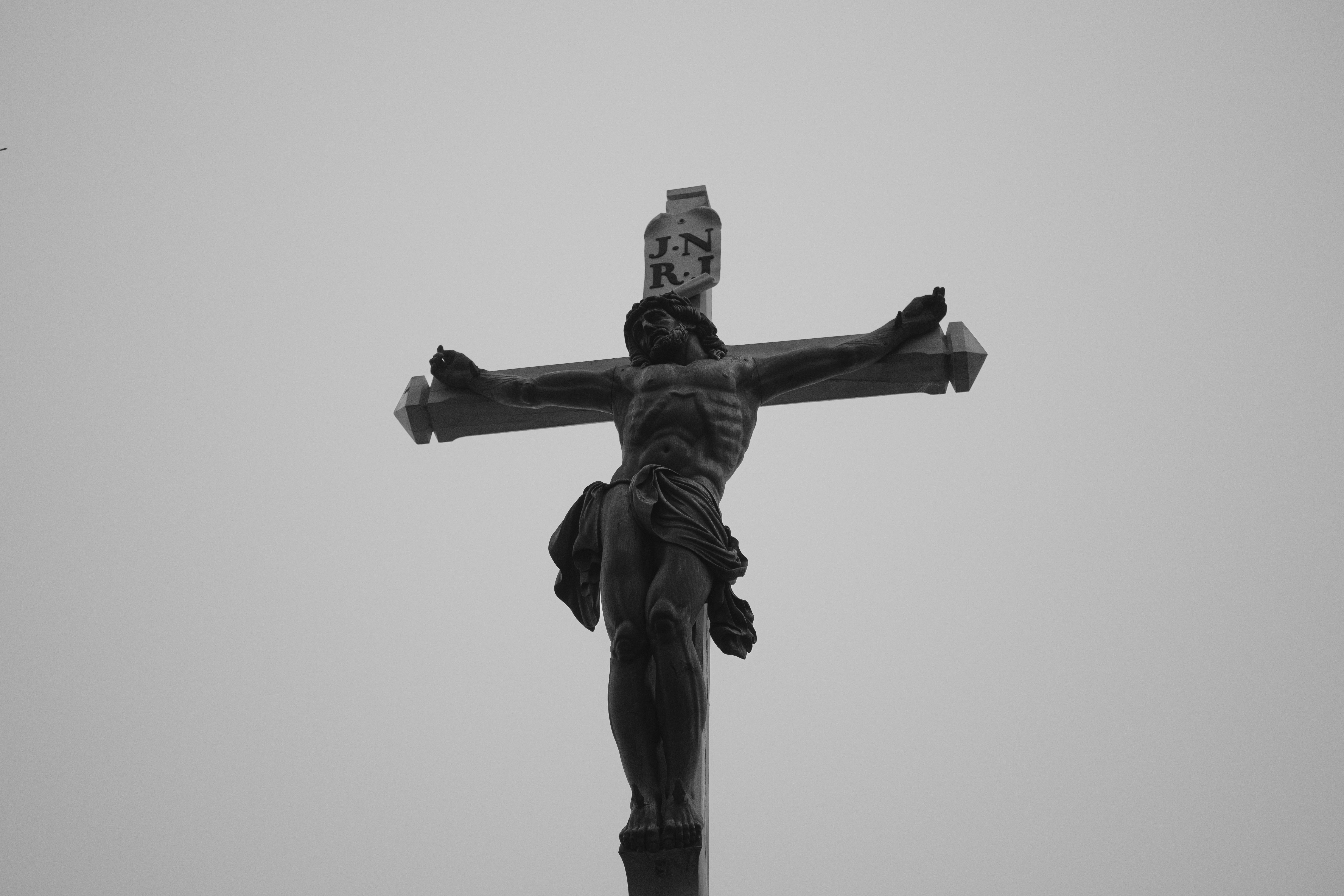 The Passion Of Jesus Christ Fifty Reasons Why He Came To Die By John Piper (Z LibOrg) 1  1