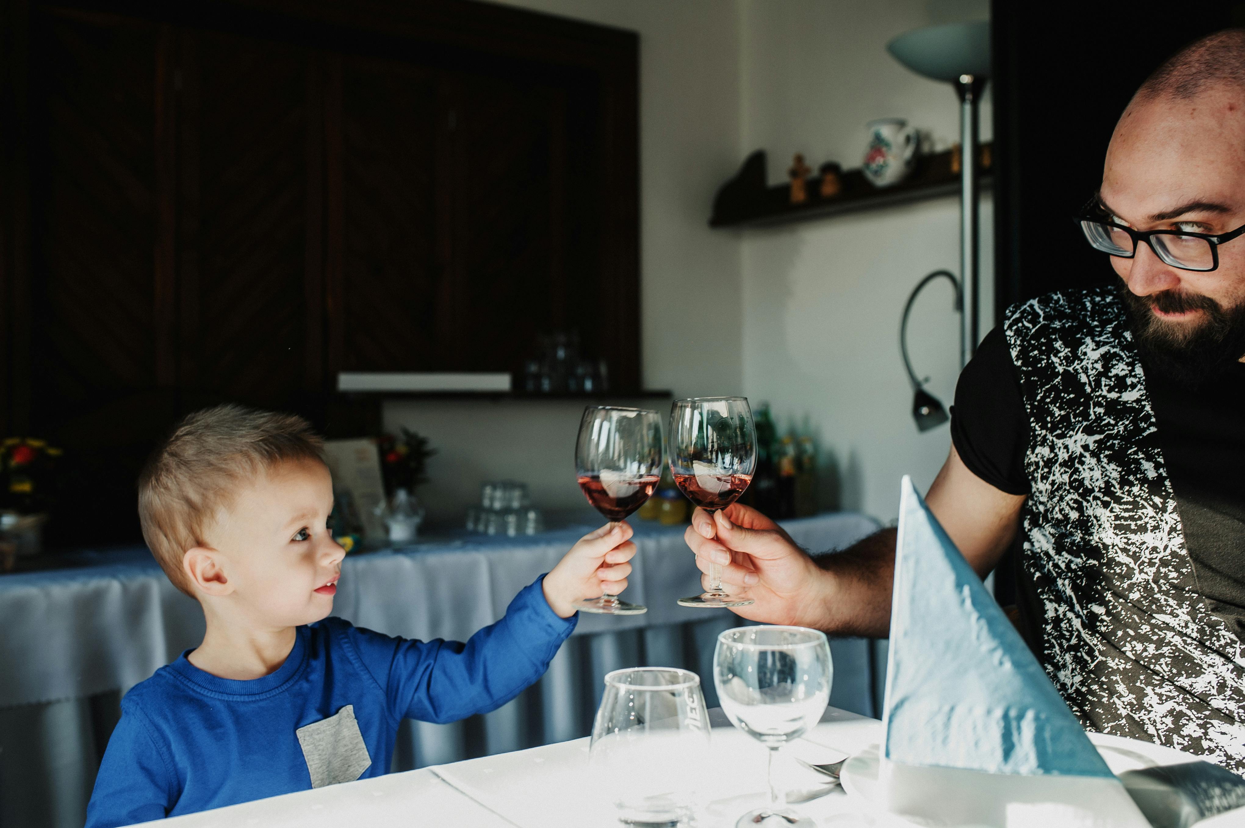 family law, child custody, alimony, legal separation, prenuptial agreements, divorce and family law, divorce law — Photo by H