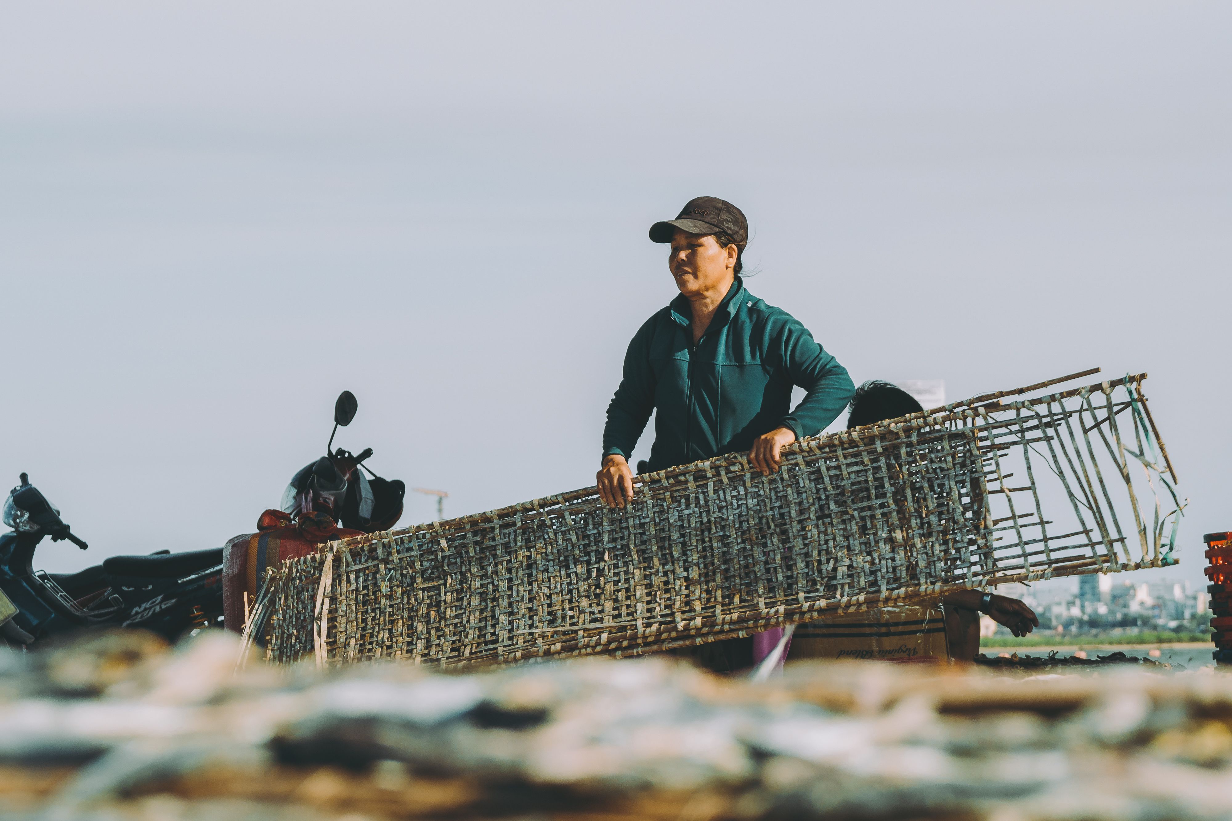 Phát hiện hơn 1,1 tấn ngà voi giấu trong hộp gỗ tại Cảng Quy Nhơn