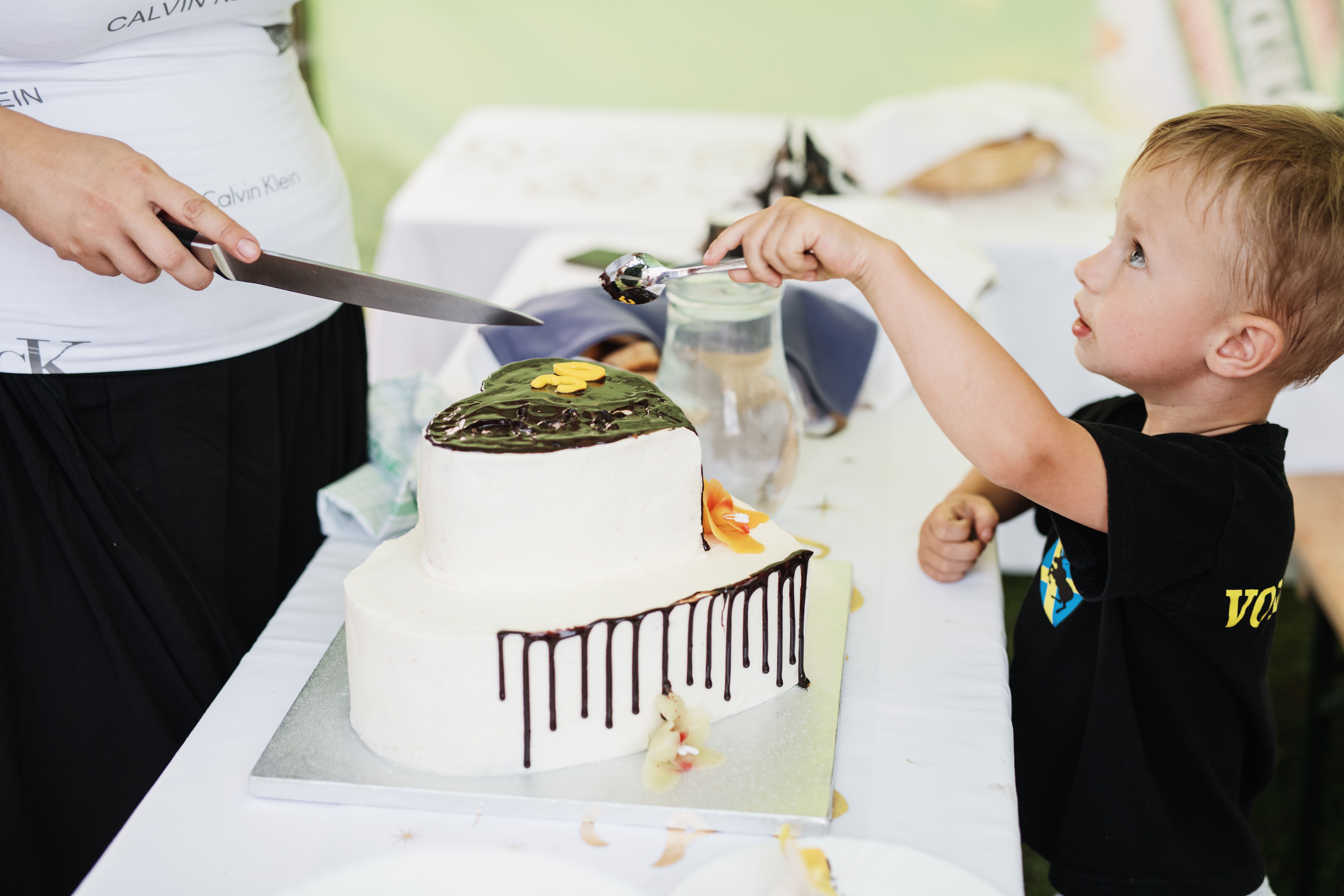 Gâteau raté, piñata capricieuse : les plans B qui sauvent la fête