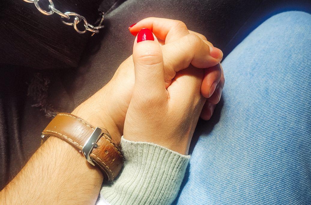 couple using dating app on smartphone