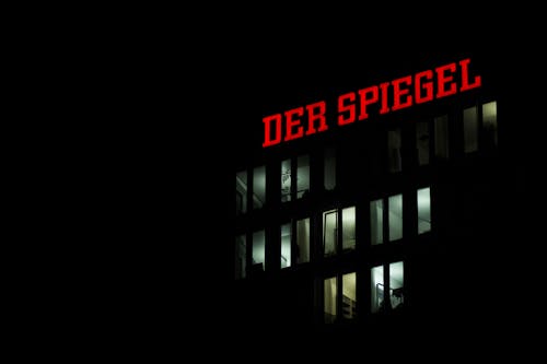 Der Spiegel Building at Night
