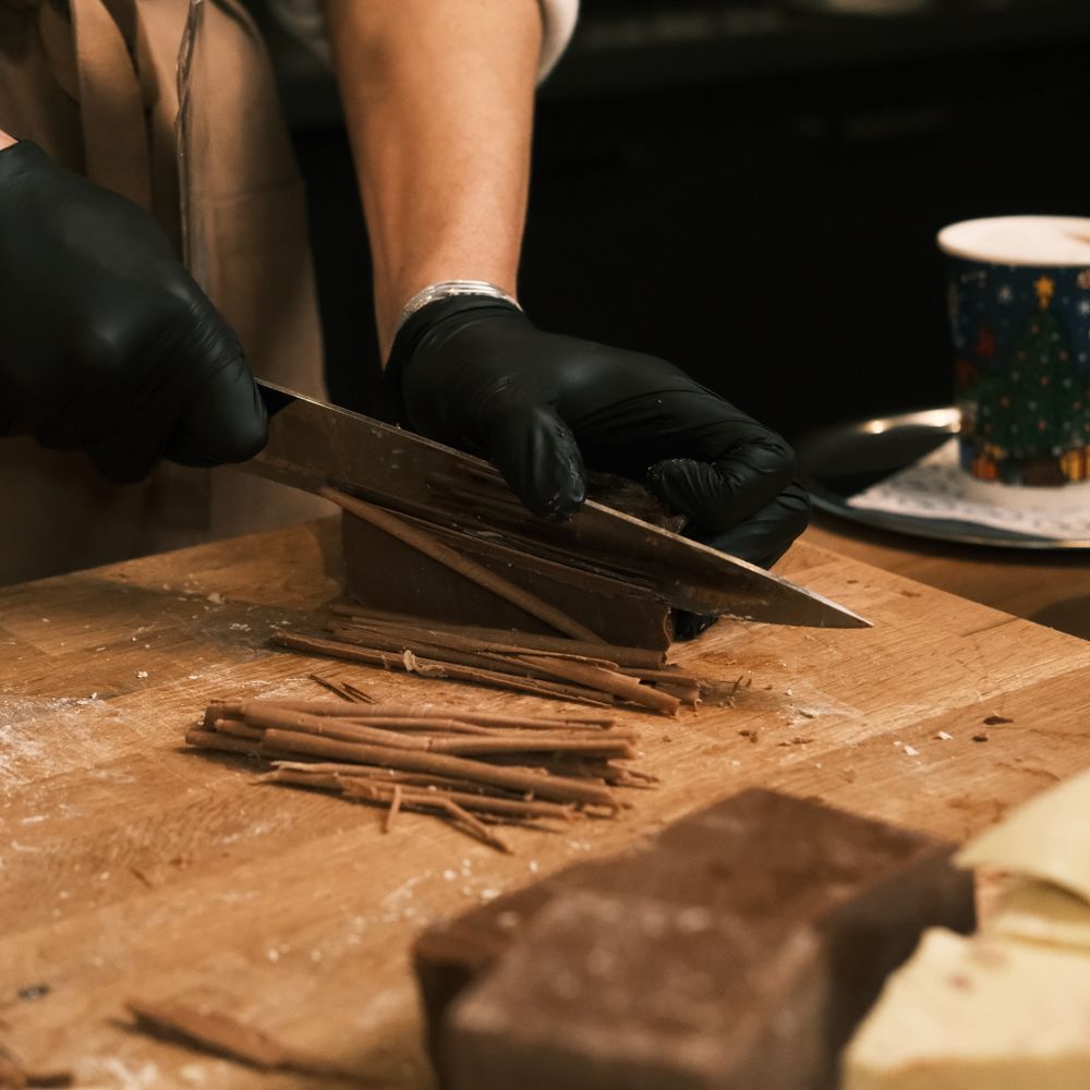 Girvan — professional packers wrapping and boxing belongings