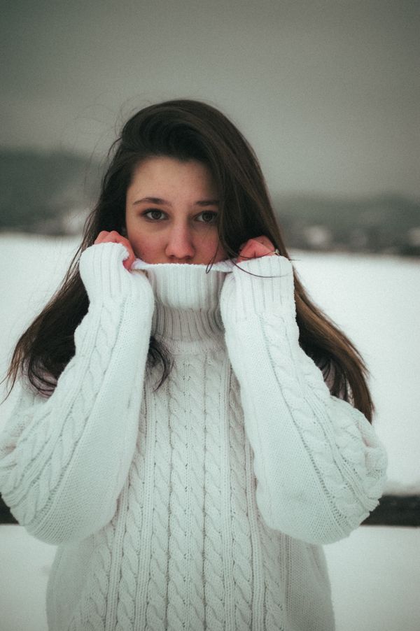 Woman in fisherman knit sweater