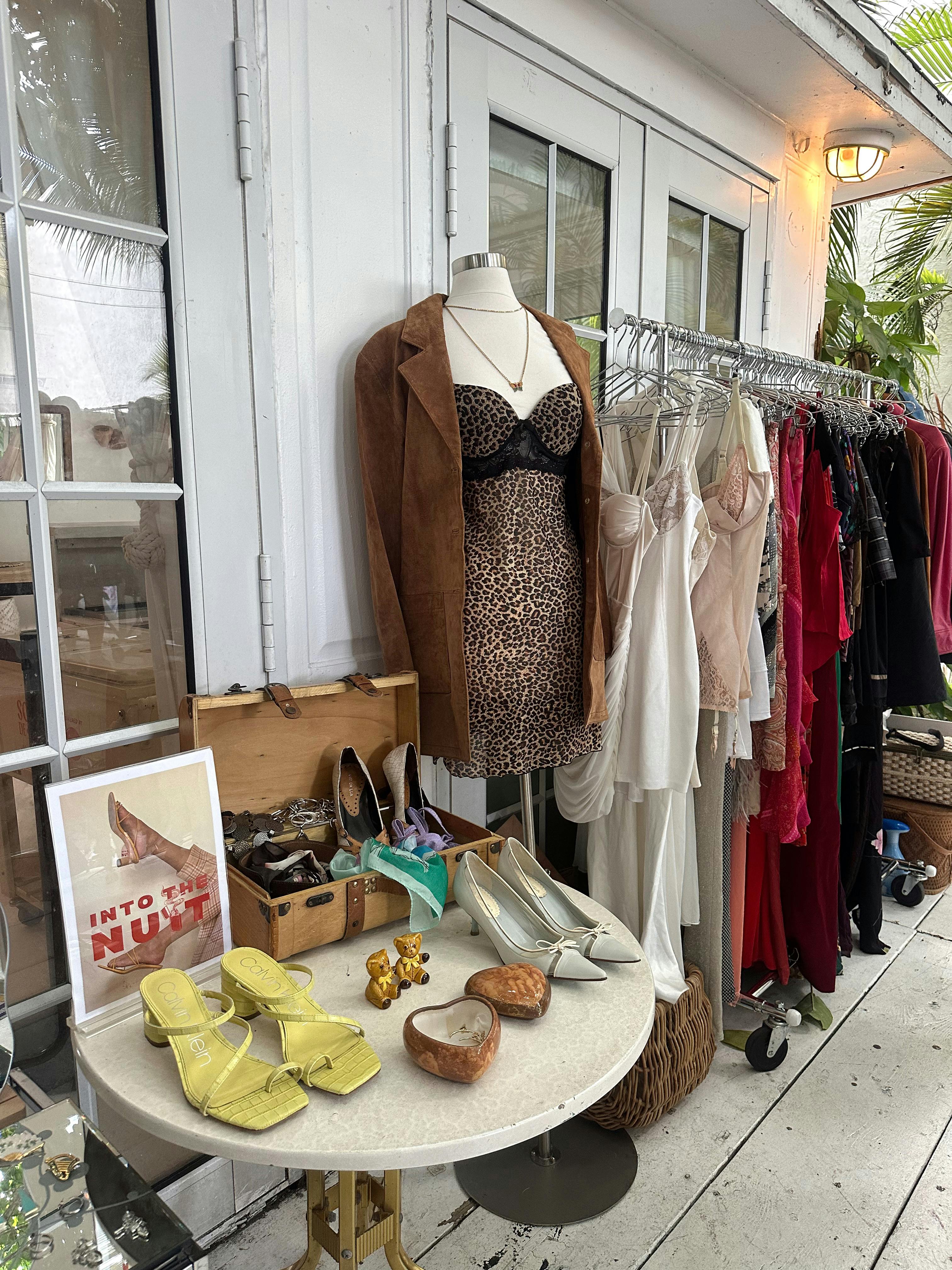 Gratis stockfoto met binnen instelling, boetiek interieur, boetiekjes winkelen Stockfoto