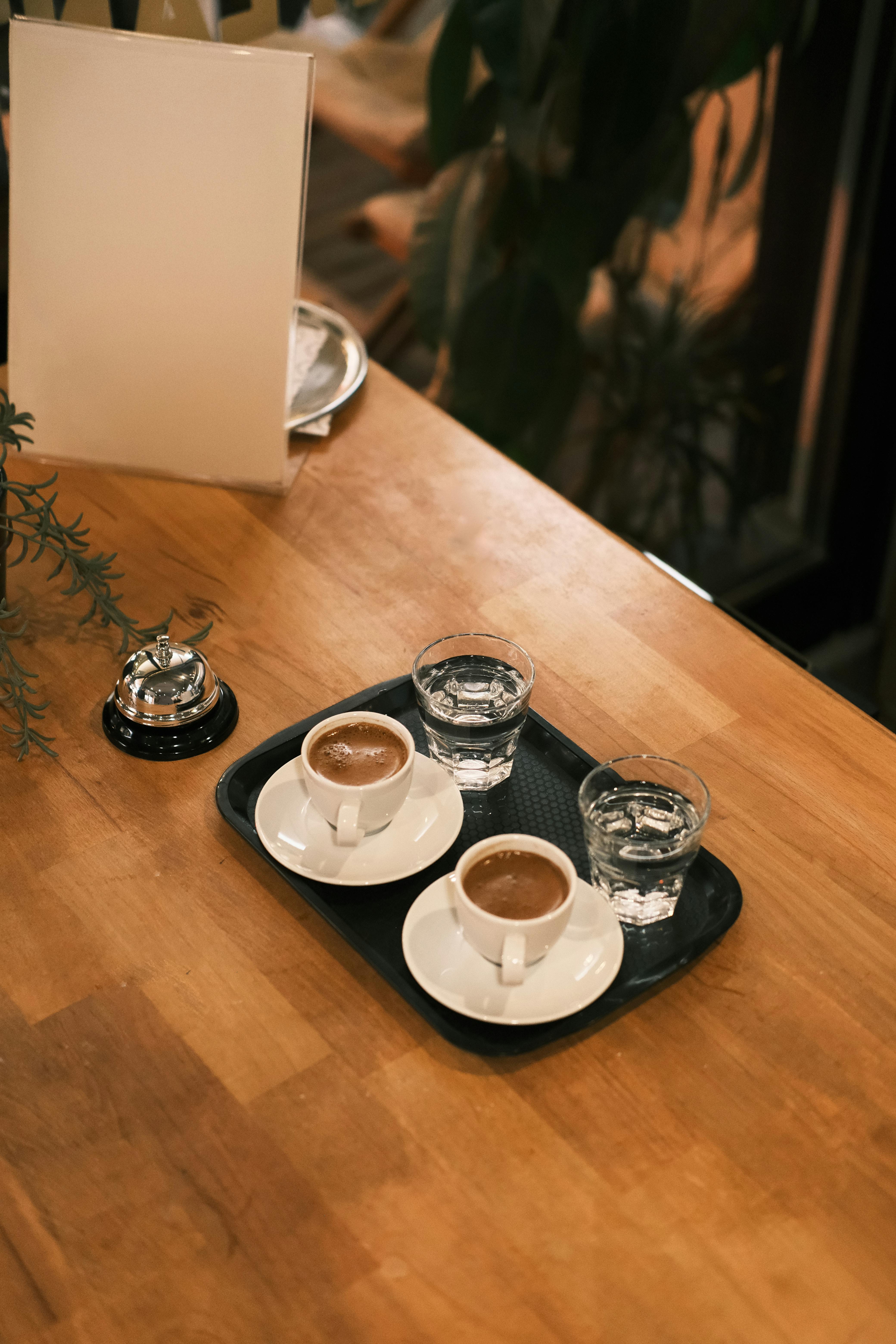 How to Greet Locals in Turkey: Mastering Traditional Turkish Hospitality