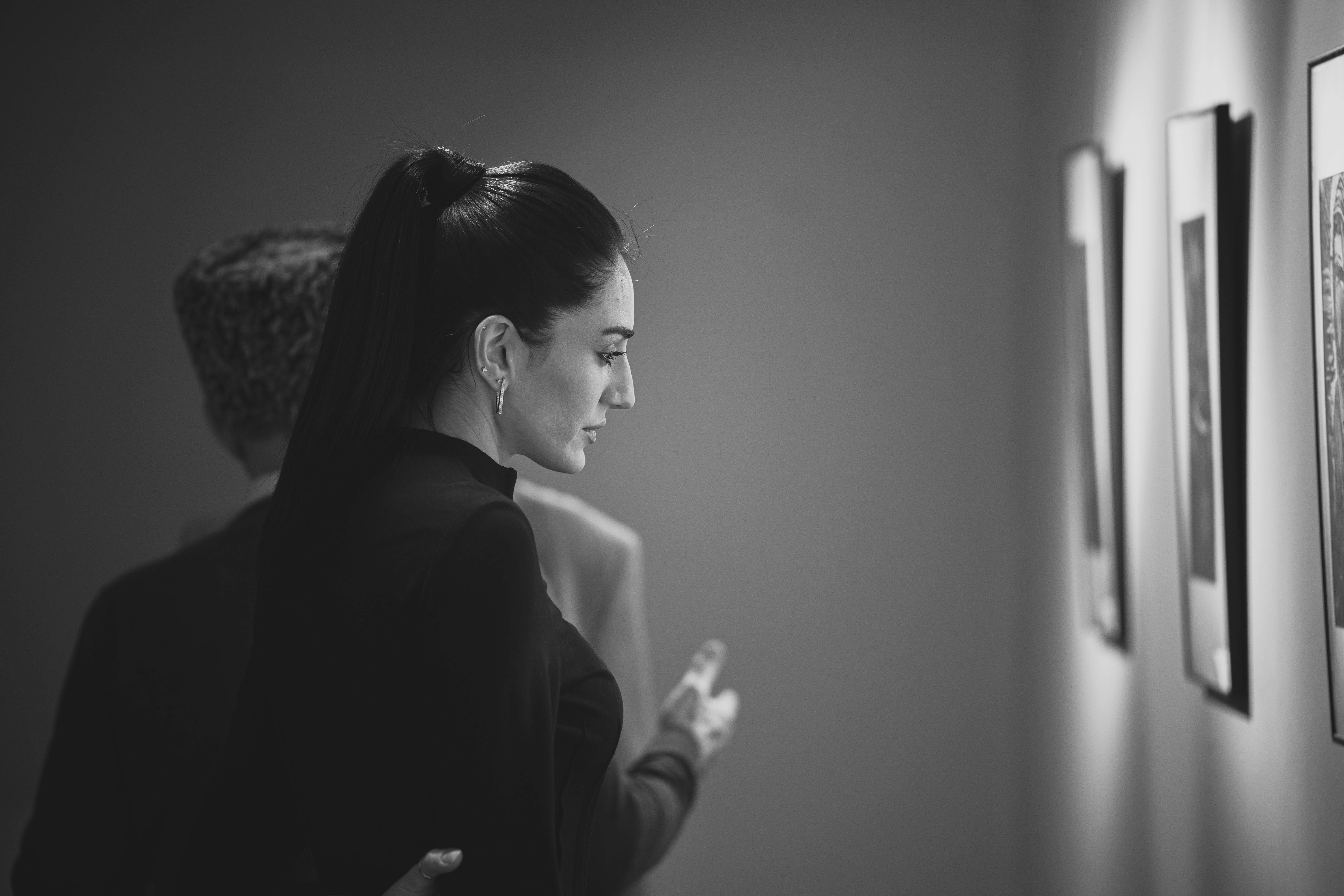 Student photography exhibit debuts at TPA honoring local teen’s creative legacy — Photo by Zaur Takhgiriev on Pexels