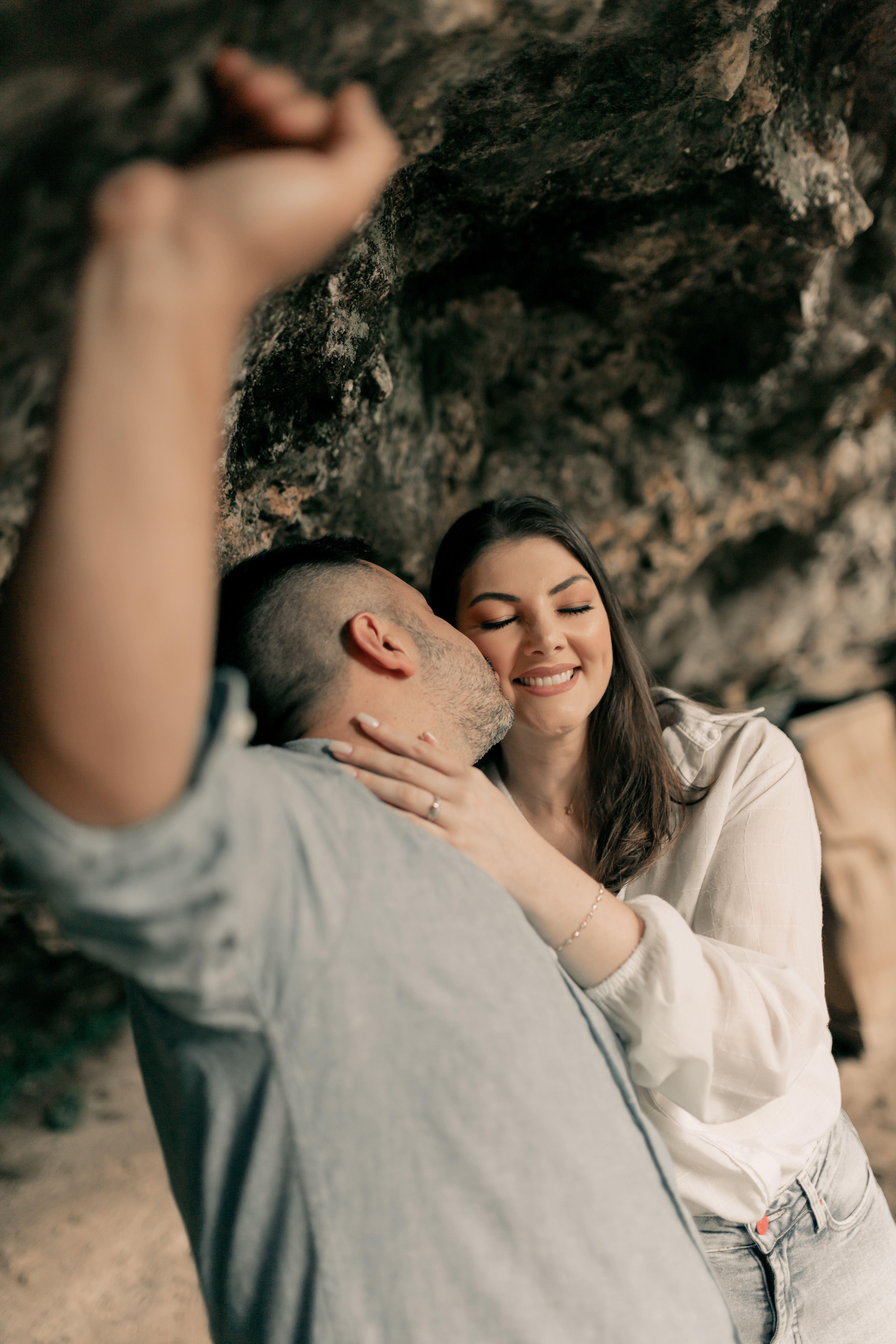 Online dating: starting a conversation on a niche platform