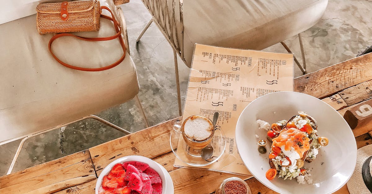 How to wrap glass plates for moving