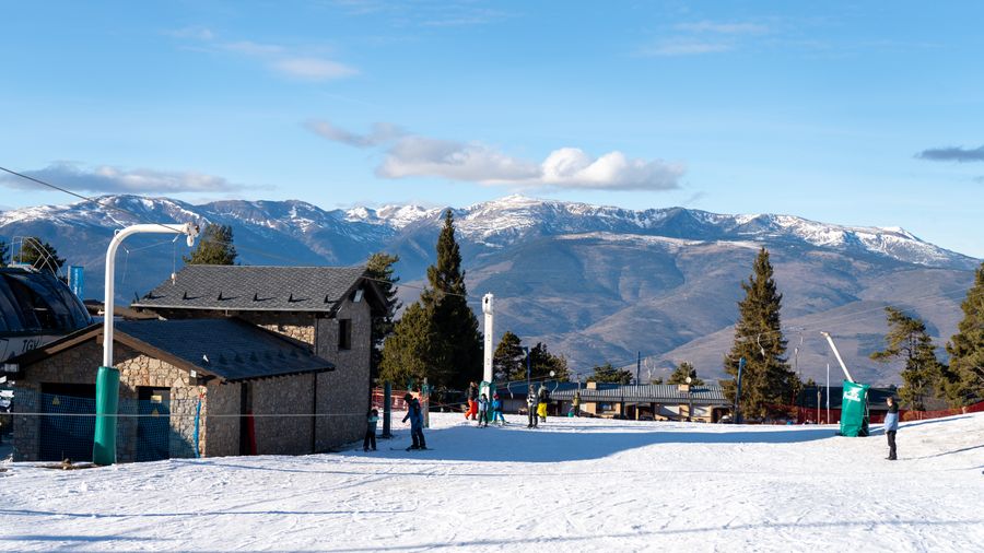 Mount Snow Vermont: Family Ski Packages That Actually Save You Money