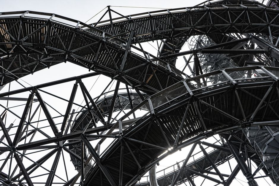 Complex steel walkway construction at Dolní Morava. Captivating architectural design in Česko.