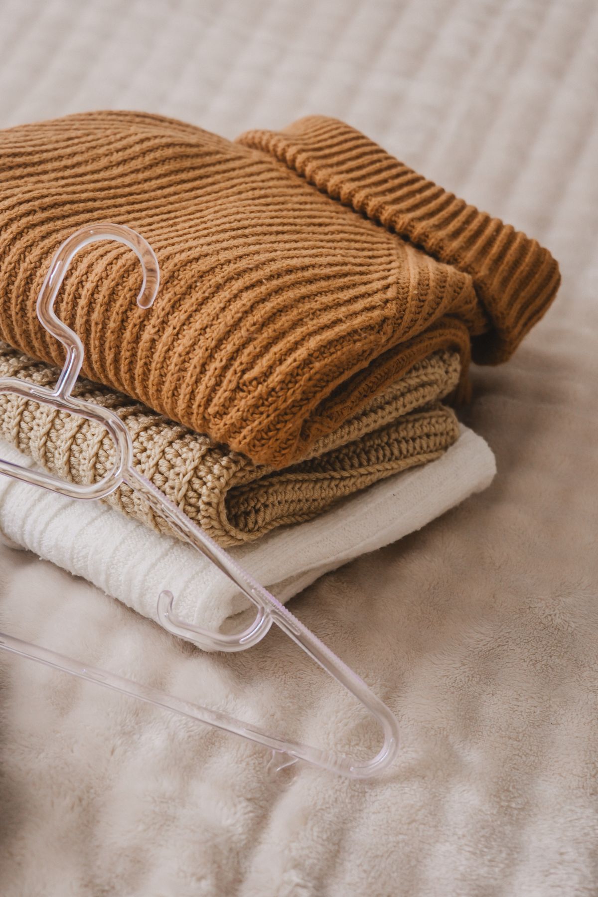 Close detail of the Odette cashmere rib knit