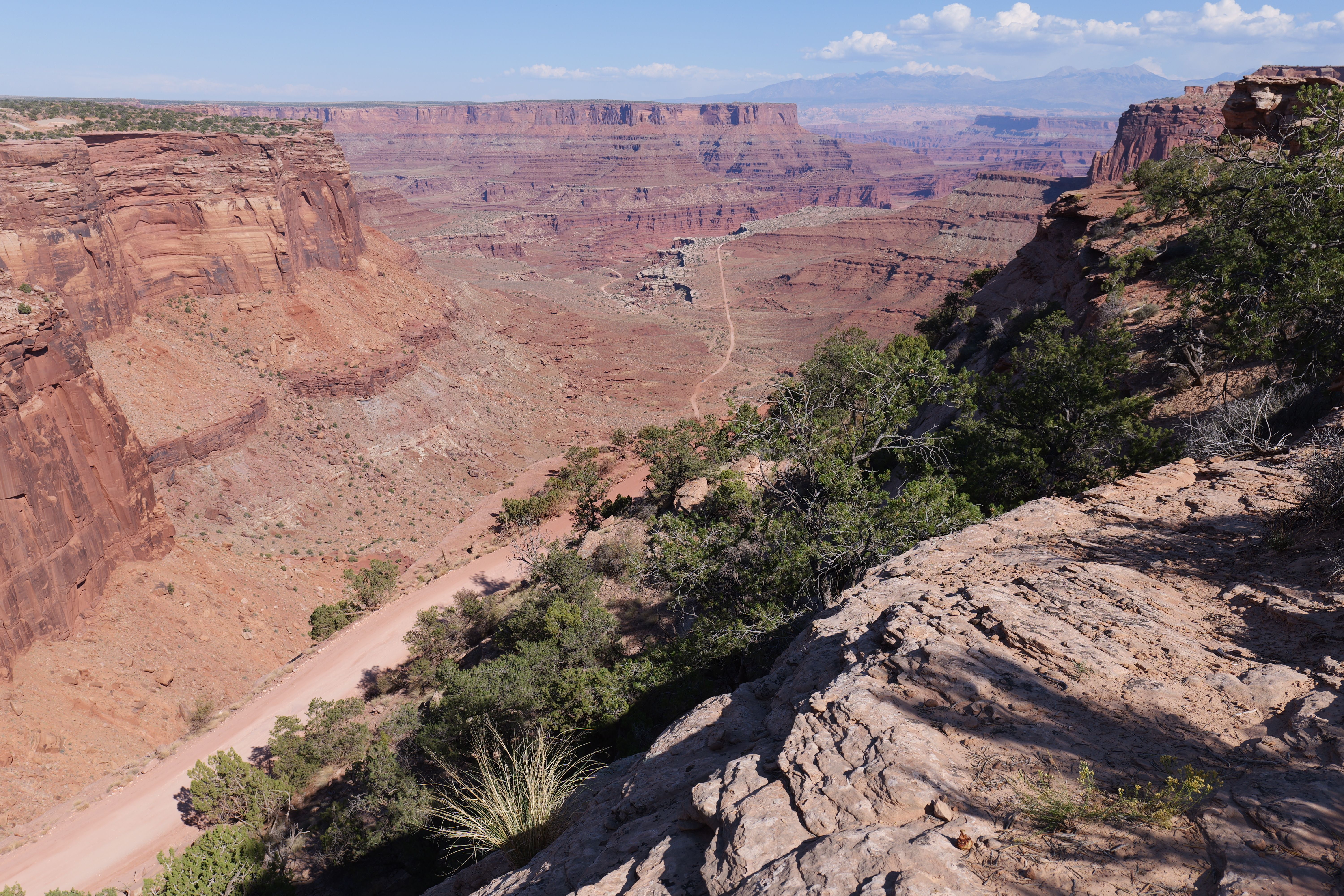 Chesler Park Loop Trail: Hiking the Heart of the Needles District