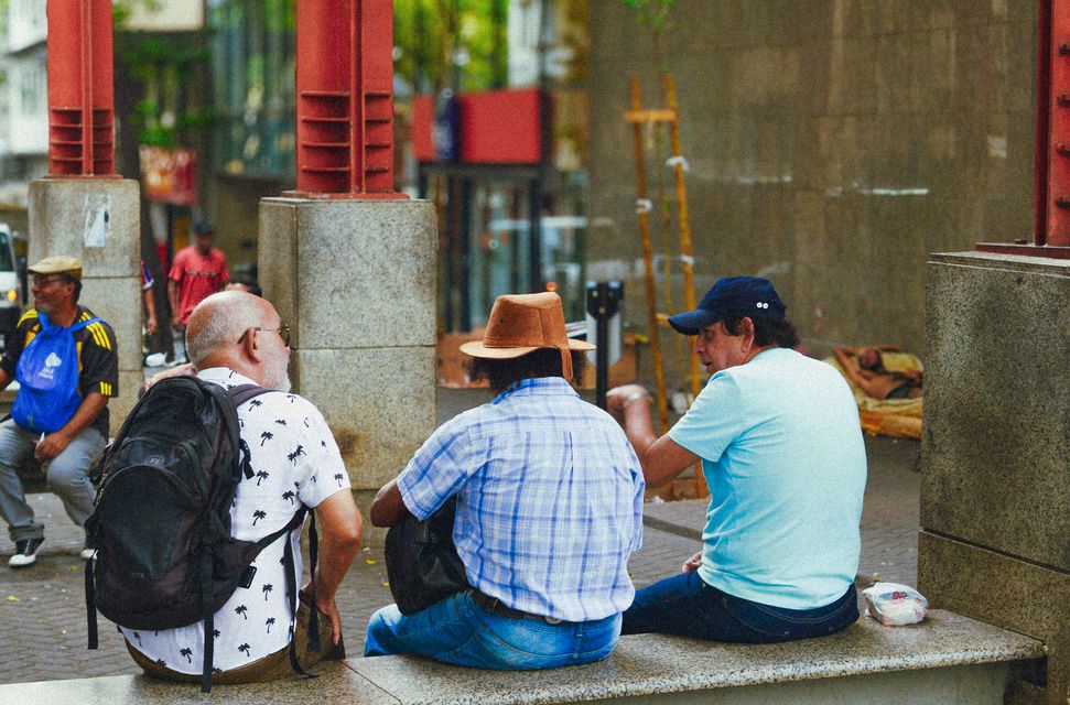 donne latino che usano siti di incontri online per trovare partner
