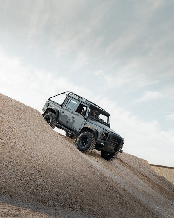 Isuzu MU-X: The Ultimate Family SUV with Off-Road Capabilities